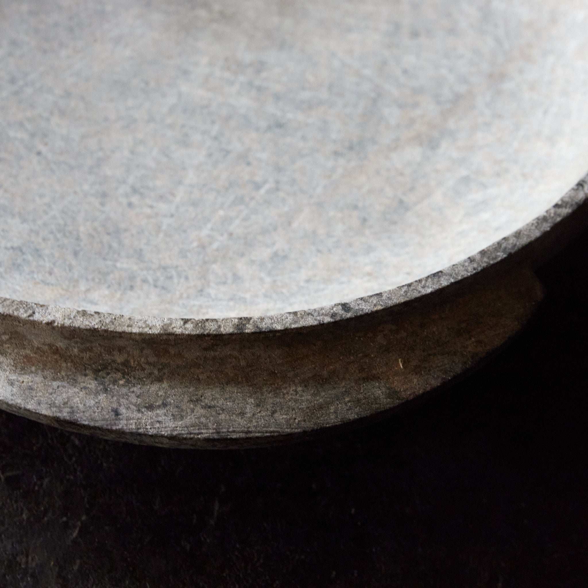 PLATO DE PIEDRA, Dinastía Joseon(1392–1897 d. C.)