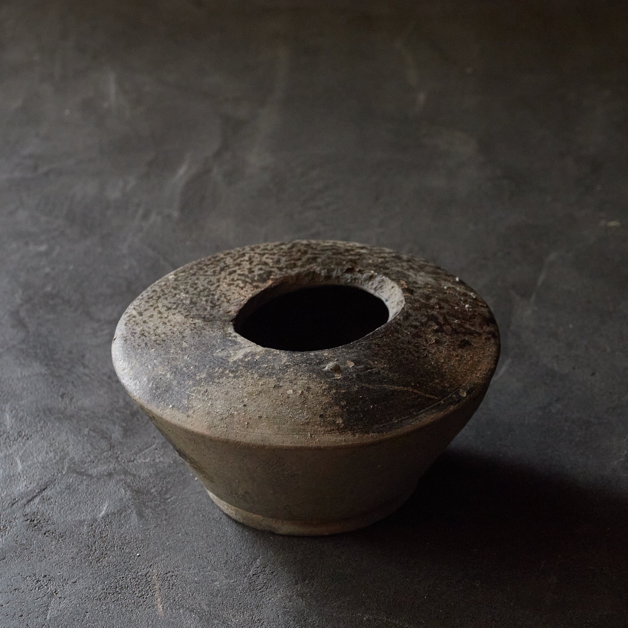 長頸壺(殘片)(平安時代, 西元794年–1185年)