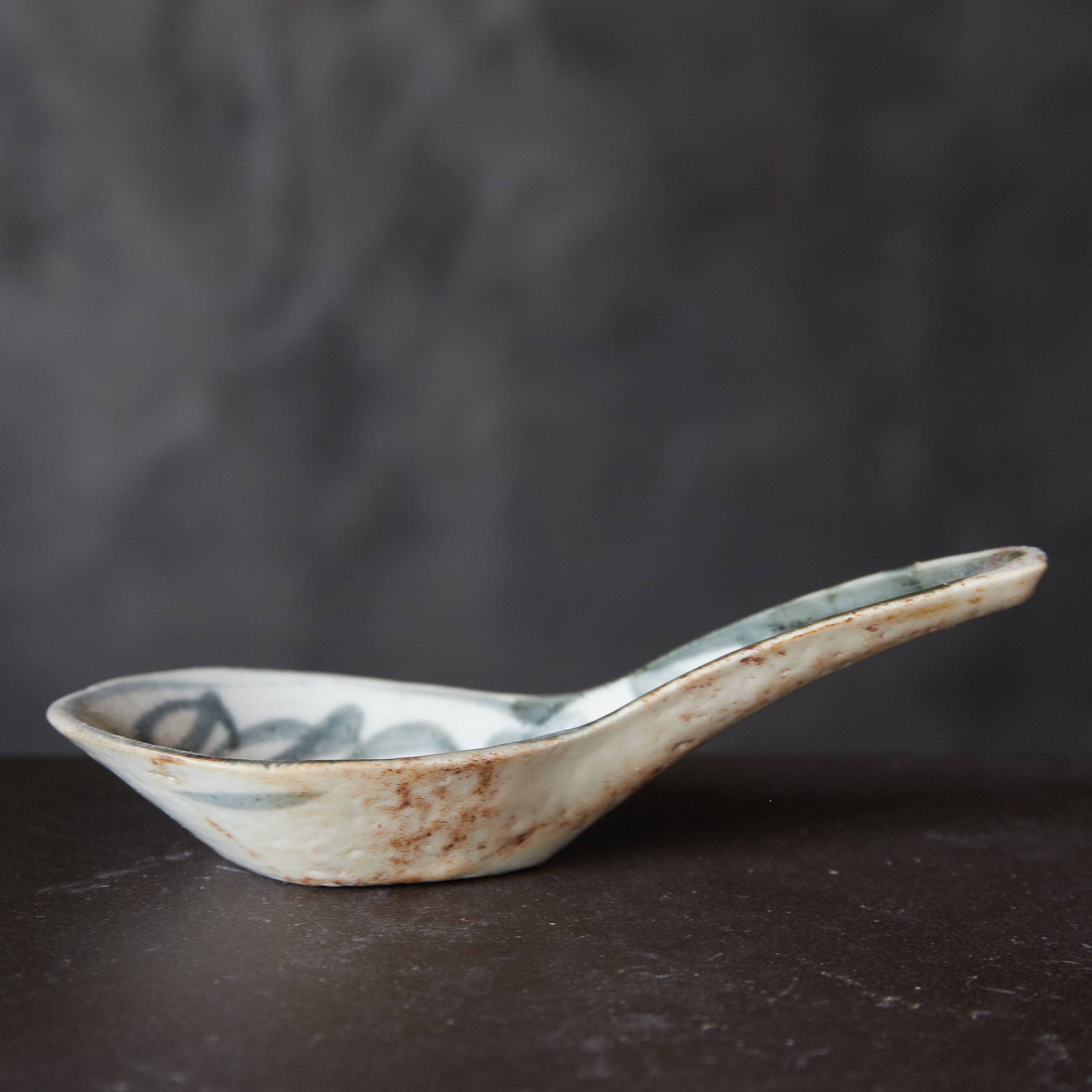 清代 染付草文蓮華(レンゲ)a4(1616–1911 CE)