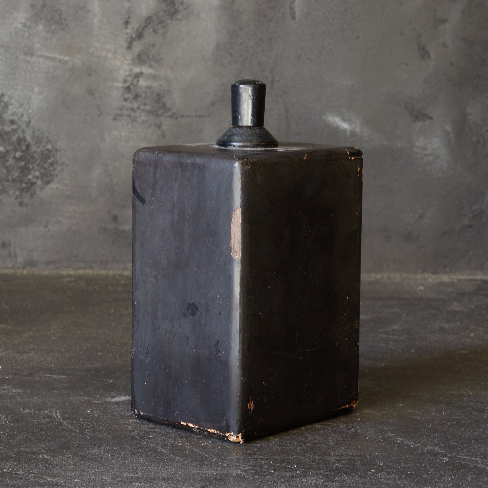 BOTELLA DE AGUA ANGULAR, Período Edo(1603–1867 d. C.)