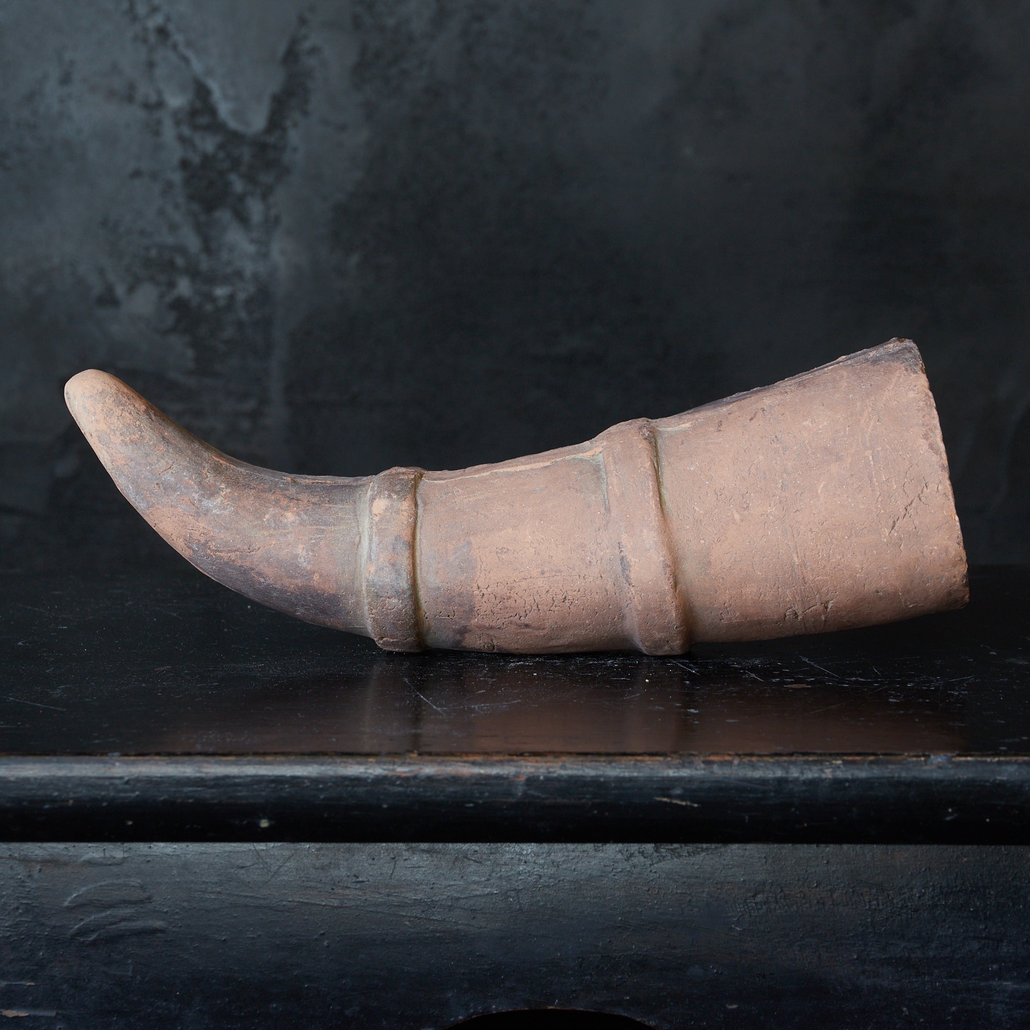 EARTHENWARE / DRINKING HORN, Three Kingdoms Period(18BCE–660CE)