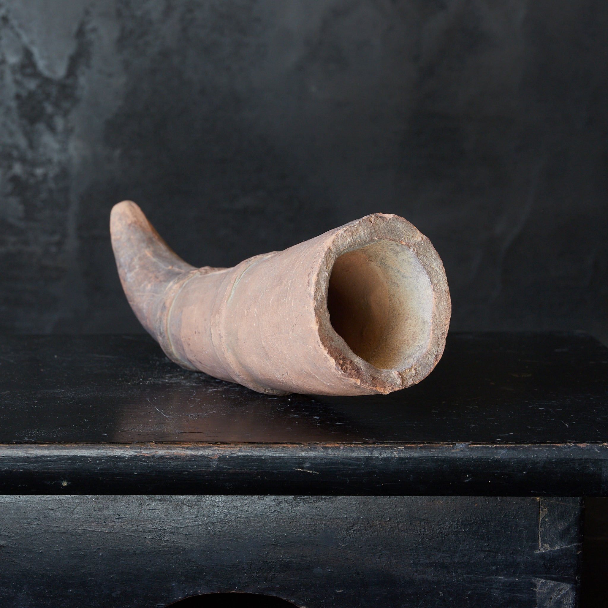 EARTHENWARE / DRINKING HORN, Three Kingdoms Period(18BCE–660CE)