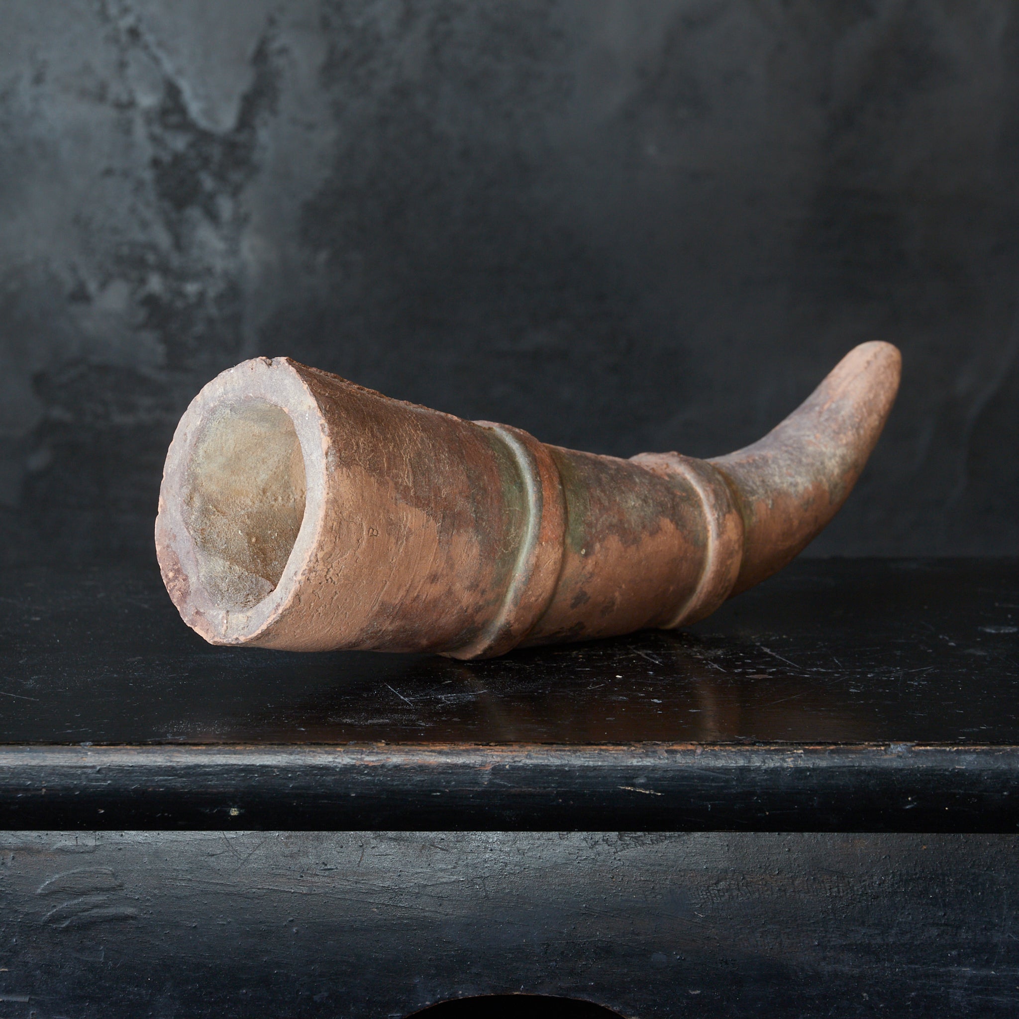 EARTHENWARE / DRINKING HORN, Three Kingdoms Period(18BCE–660CE)