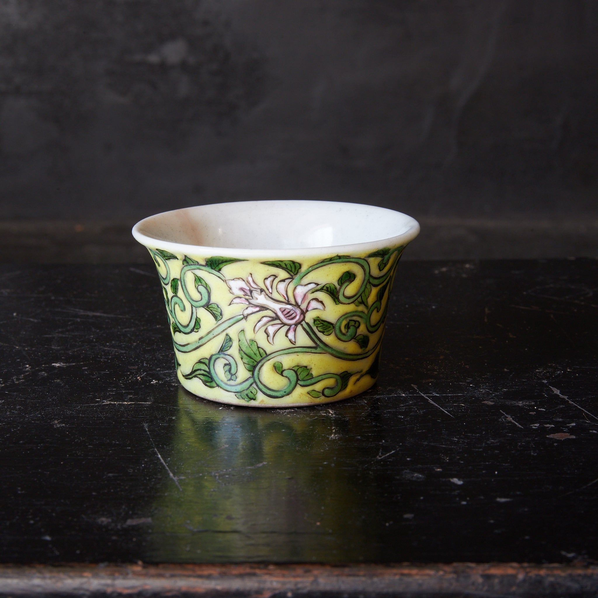 CHOKO, With Famille Rose floral and plant design, Qing Dynasty(1616–1911CE)