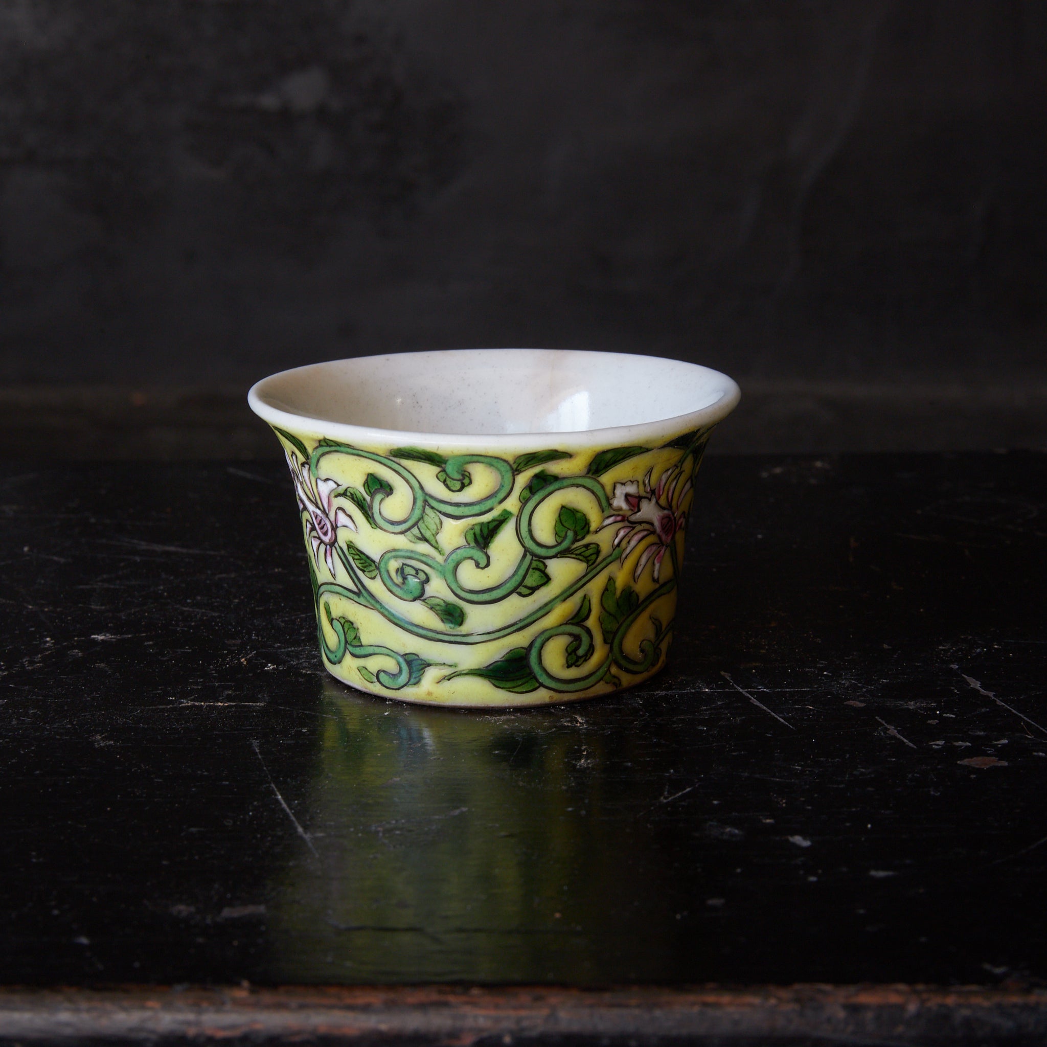CHOKO, With Famille Rose floral and plant design, Qing Dynasty(1616–1911CE)