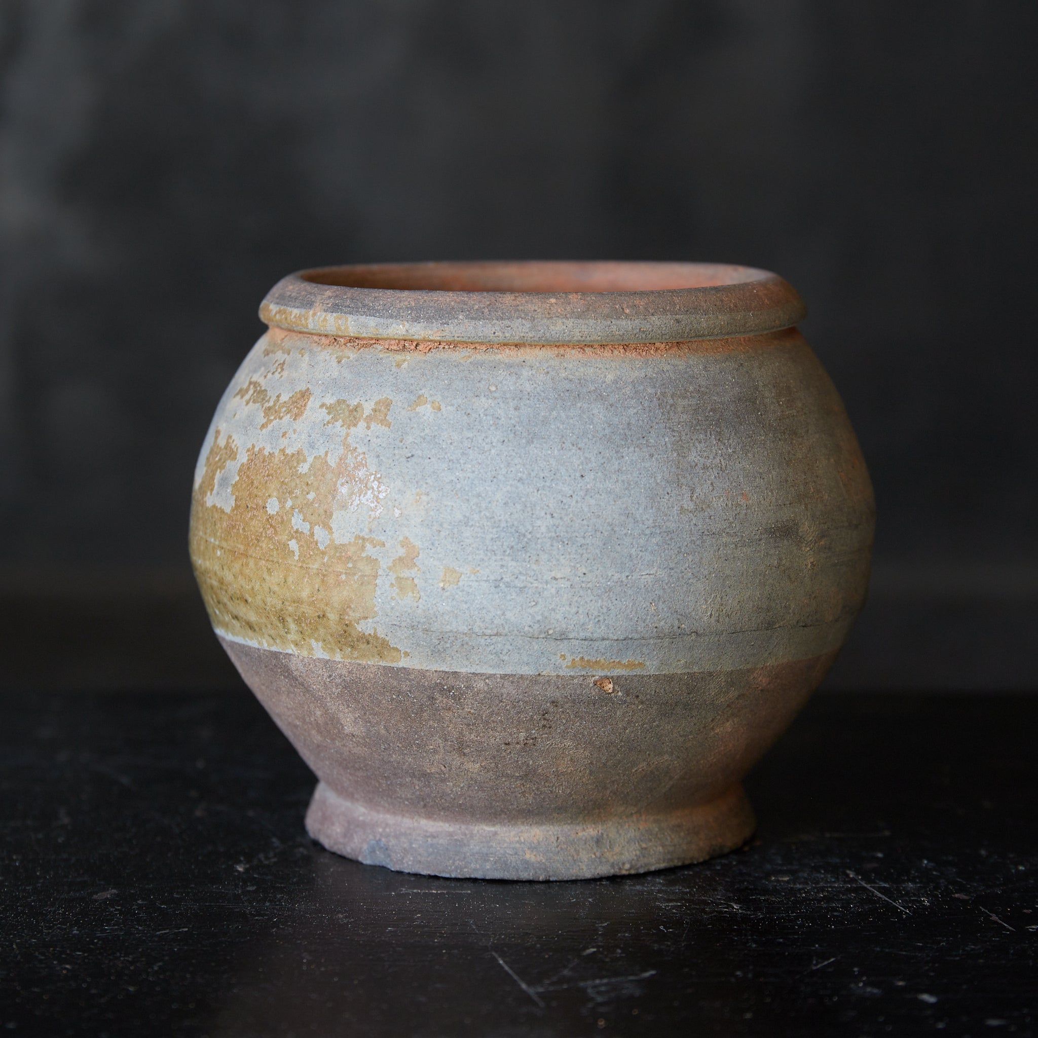 JARRA, horno Yuezhou, vidriado amarillo, Dinastía Tang(618–907 d. C.)