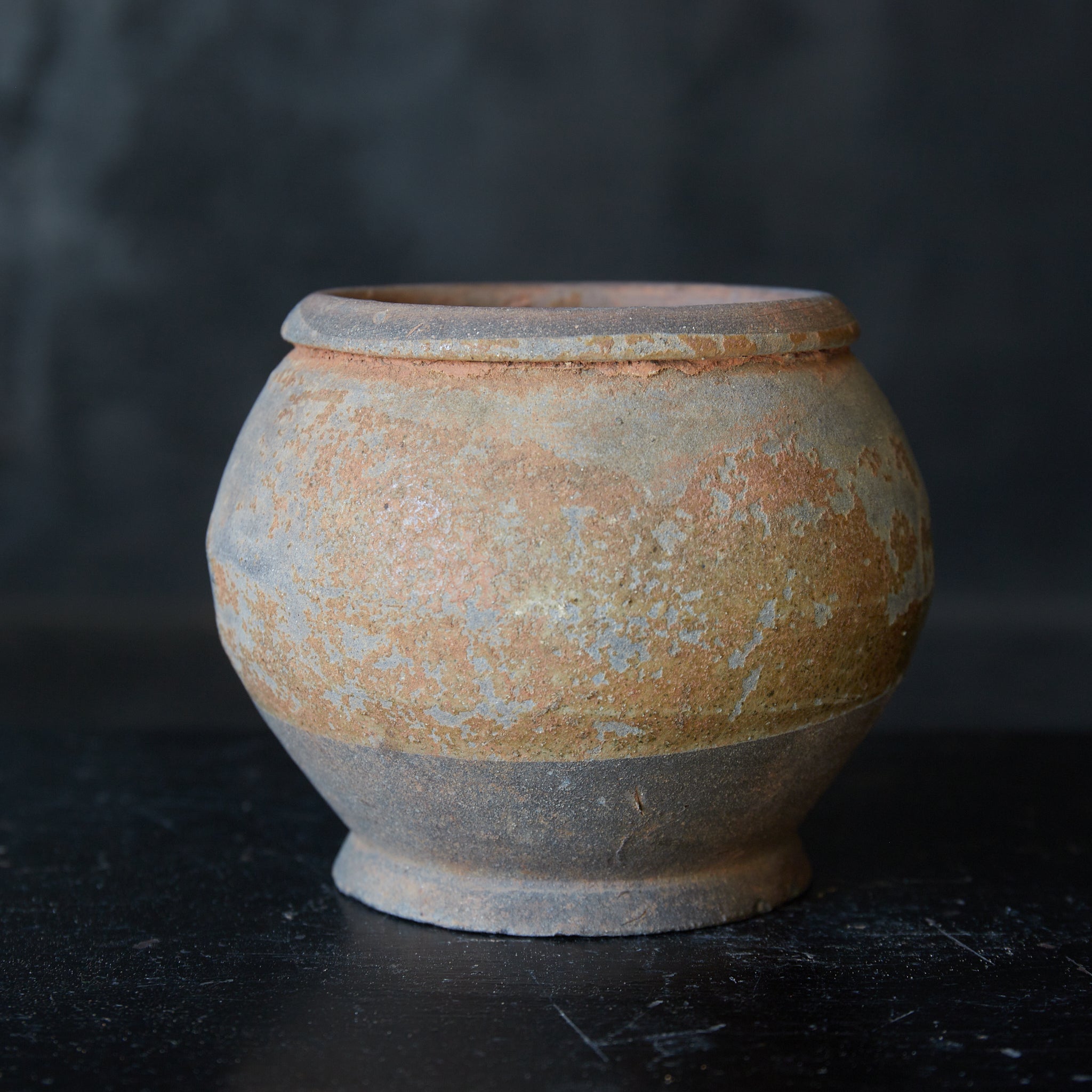 JARRA, horno Yuezhou, vidriado amarillo, Dinastía Tang(618–907 d. C.)