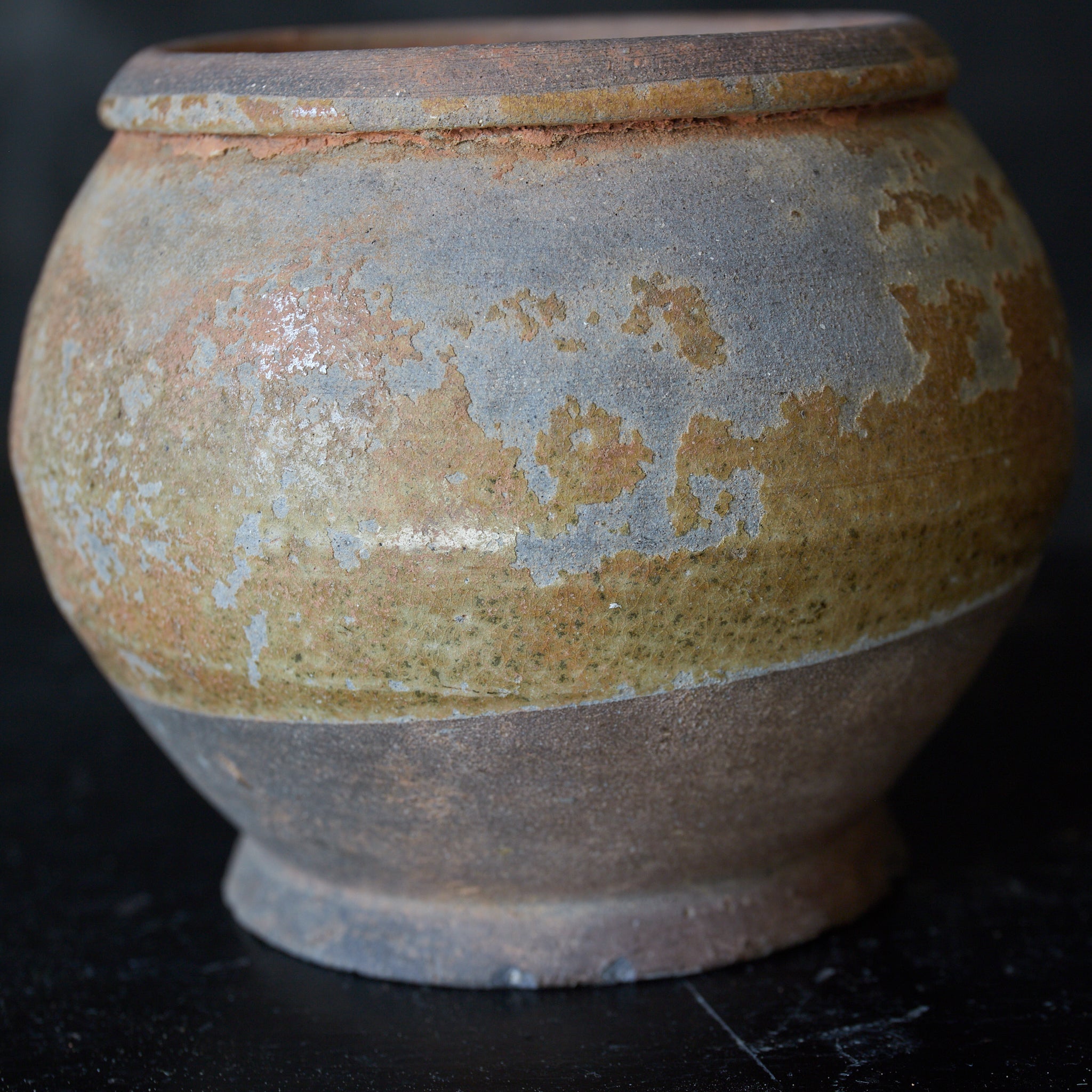 JARRA, horno Yuezhou, vidriado amarillo, Dinastía Tang(618–907 d. C.)