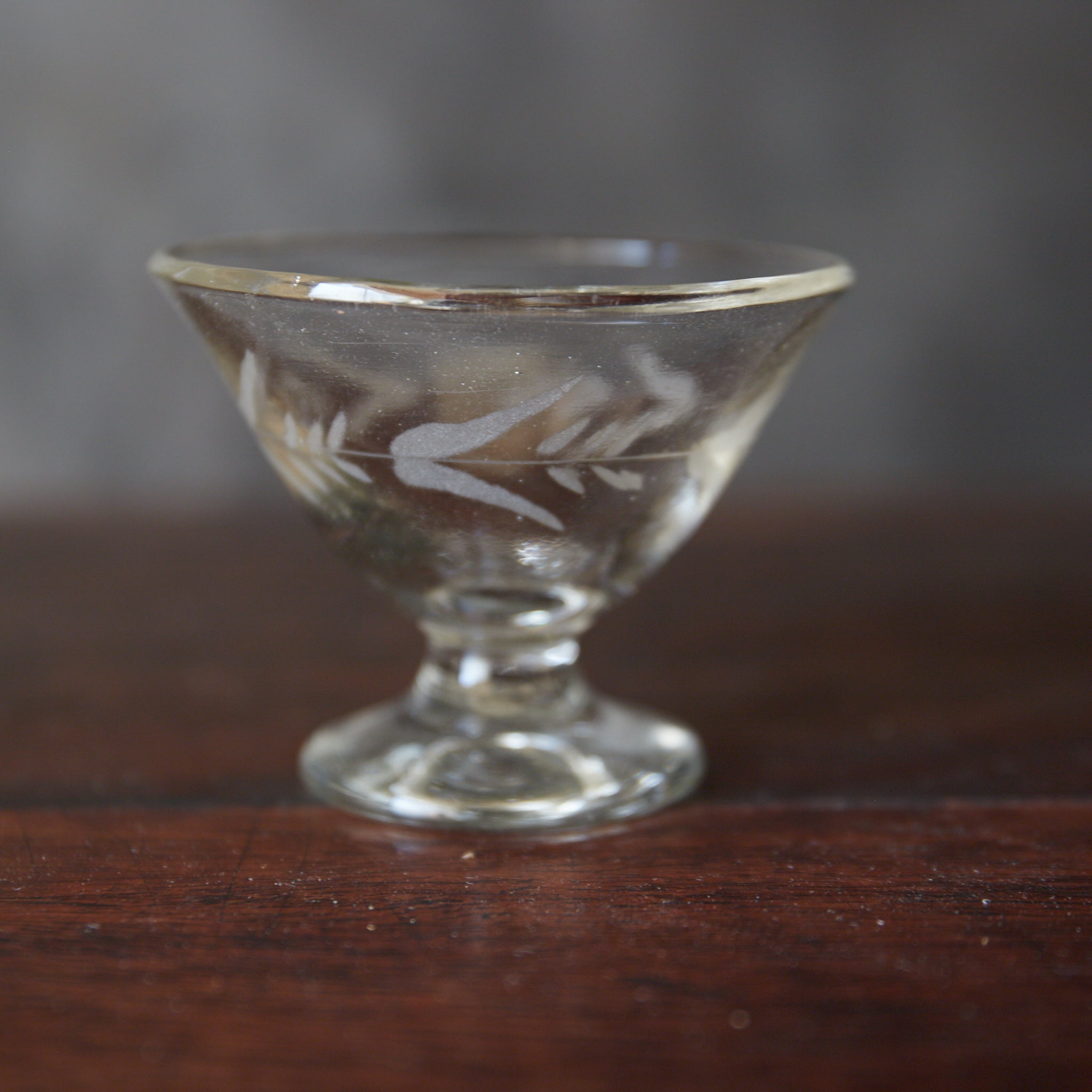 TAZA DE SAKE / UTENSILIOS PARA SAKE, Cristal tallado Kiriko, con envoltorio, Período Meiji(1868–1912 d. C.)