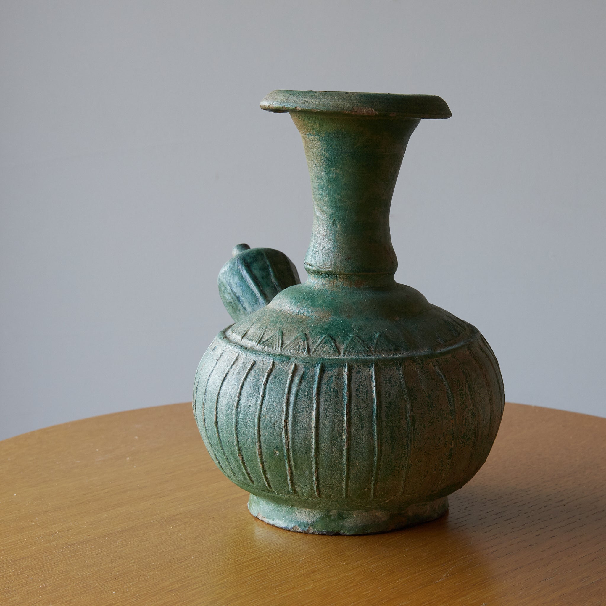 KENDI-KRUG, Grün glasiert, mit holzkiste, Ming-Dynastie(1368–1644 n. Chr.)