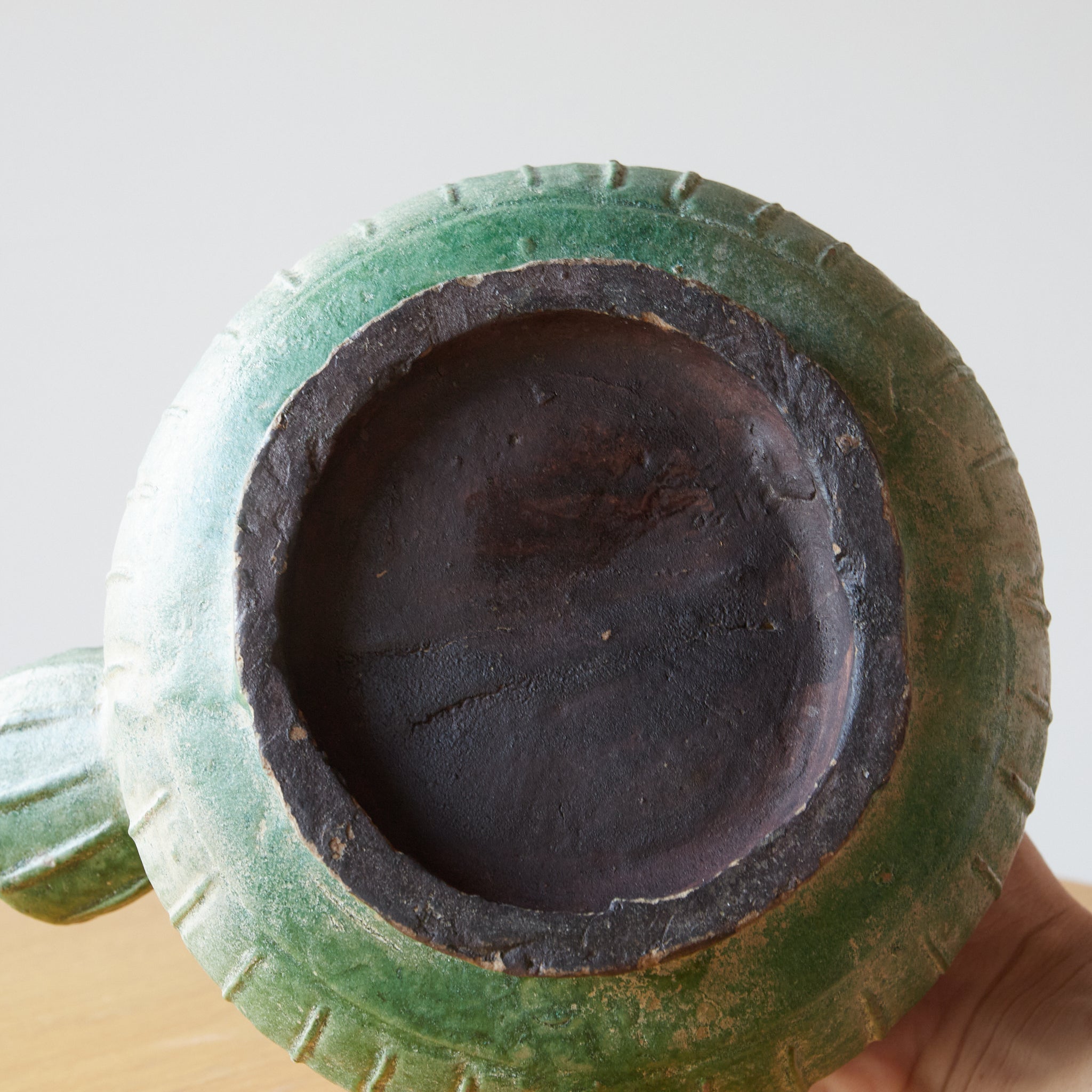 KENDI-KRUG, Grün glasiert, mit holzkiste, Ming-Dynastie(1368–1644 n. Chr.)