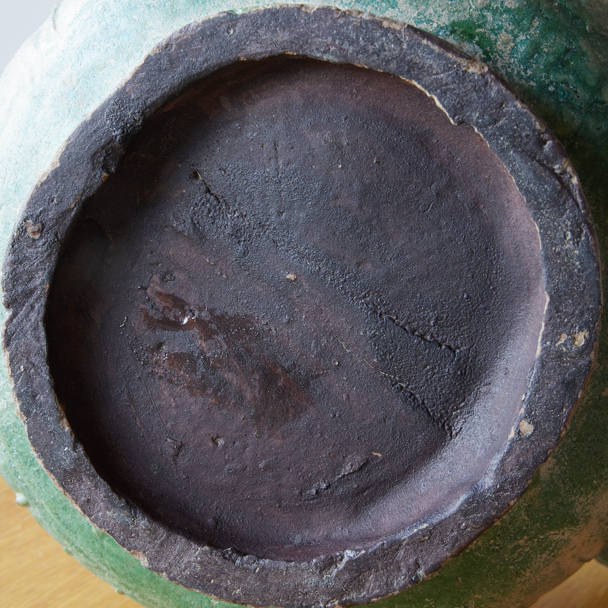 KENDI-KRUG, Grün glasiert, mit holzkiste, Ming-Dynastie(1368–1644 n. Chr.)