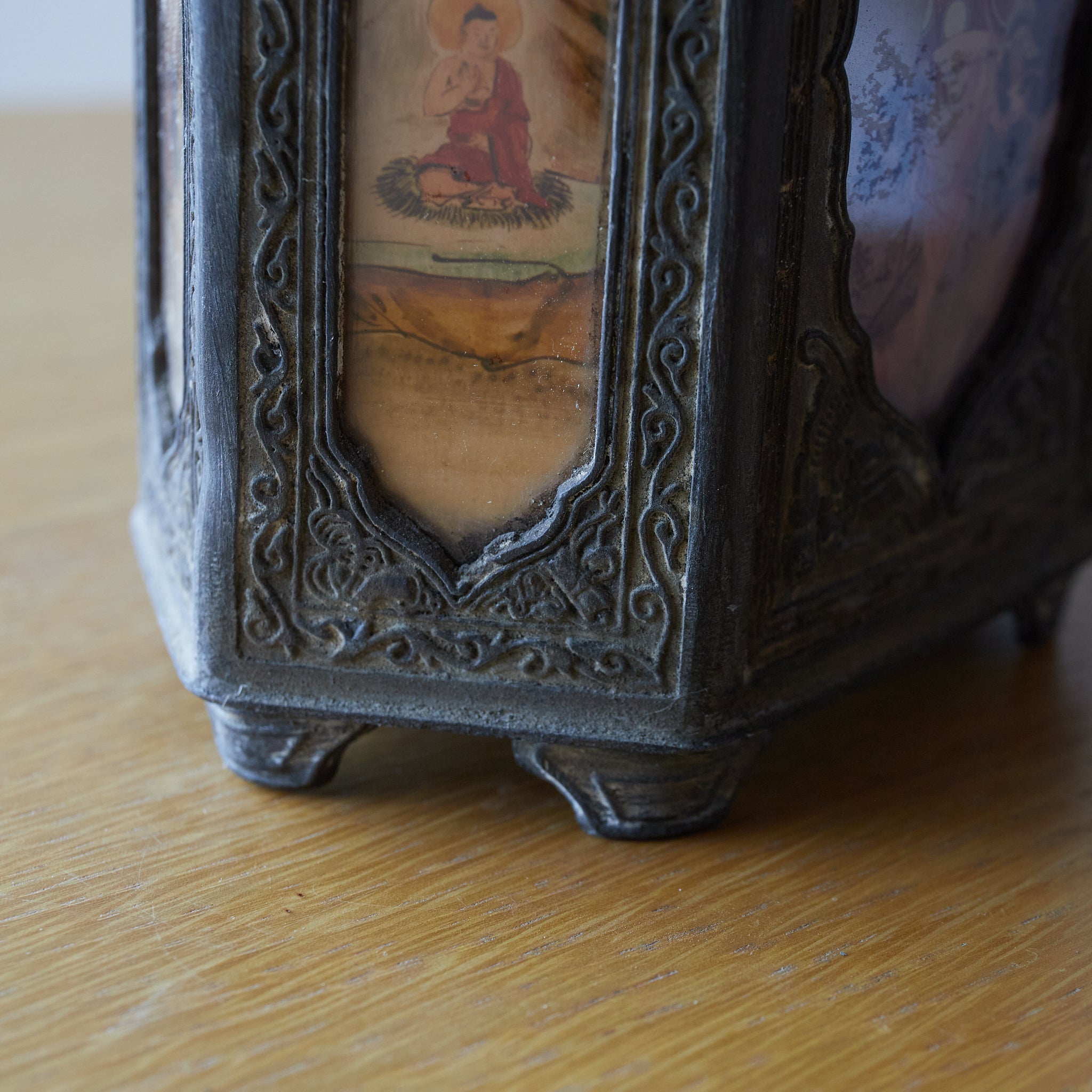 TARRO PARA TÉ DE ESTAÑO VIEJO, Dinastía Qing(1616–1911 d. C.)