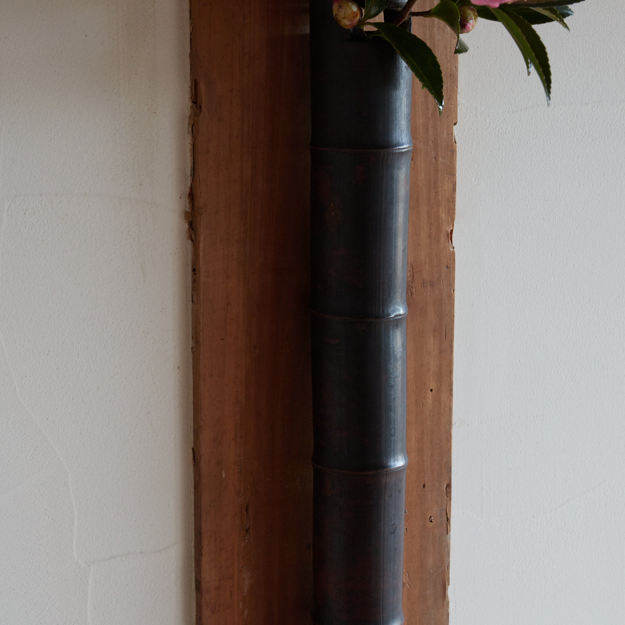 FLORERO COLGANTE DE SUSUDAKE, Período Edo(1603–1867 d. C.)