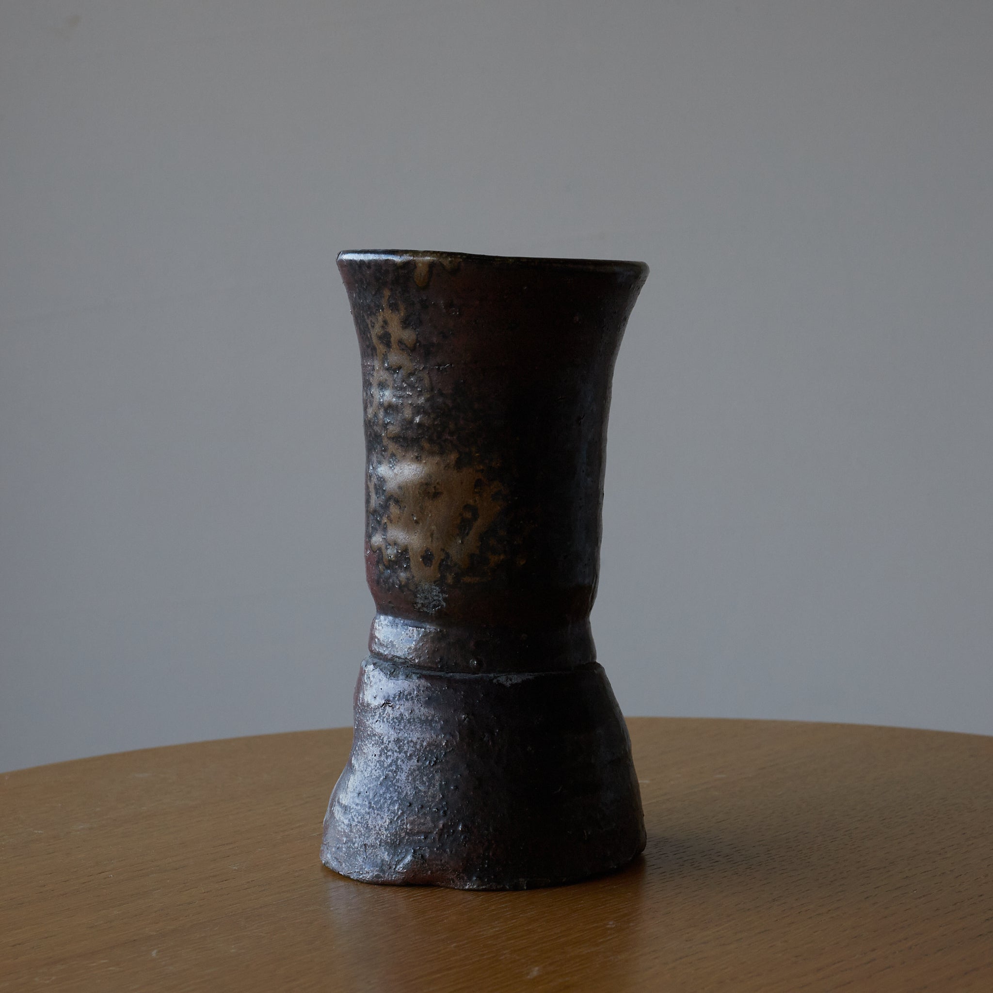 BLUMENVASE, Ko-Bizen, Azuchi-Momoyama–Edo-Zeit(1573–1867 n. Chr.)