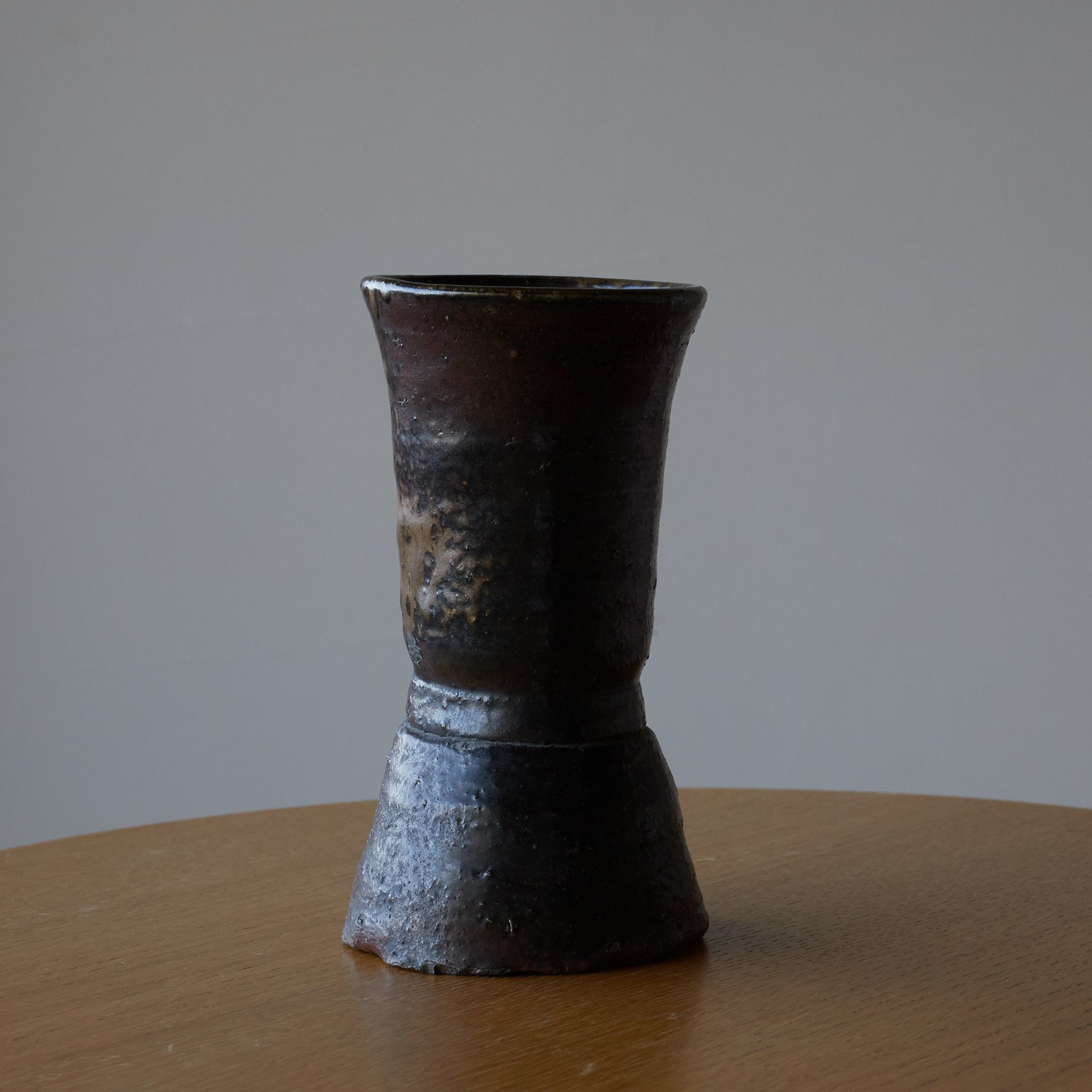 BLUMENVASE, Ko-Bizen, Azuchi-Momoyama–Edo-Zeit(1573–1867 n. Chr.)