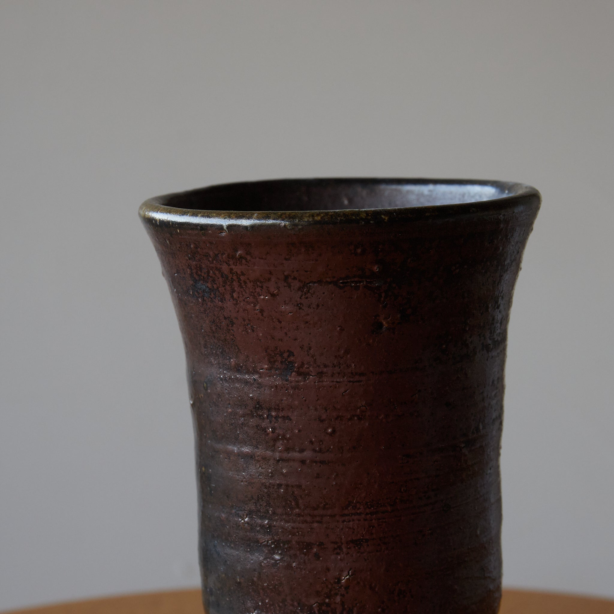 BLUMENVASE, Ko-Bizen, Azuchi-Momoyama–Edo-Zeit(1573–1867 n. Chr.)