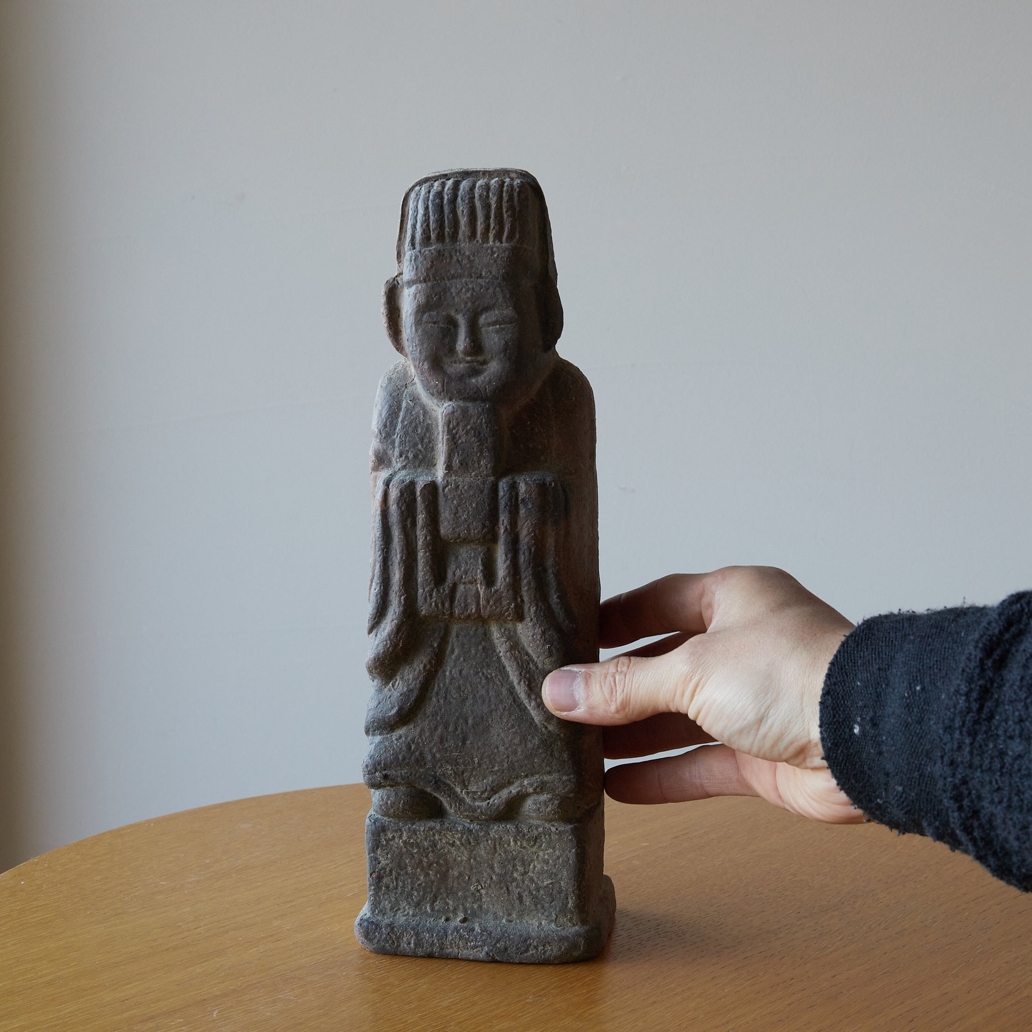 STATUE OF A LITERATUS, Sue-type Earthenware