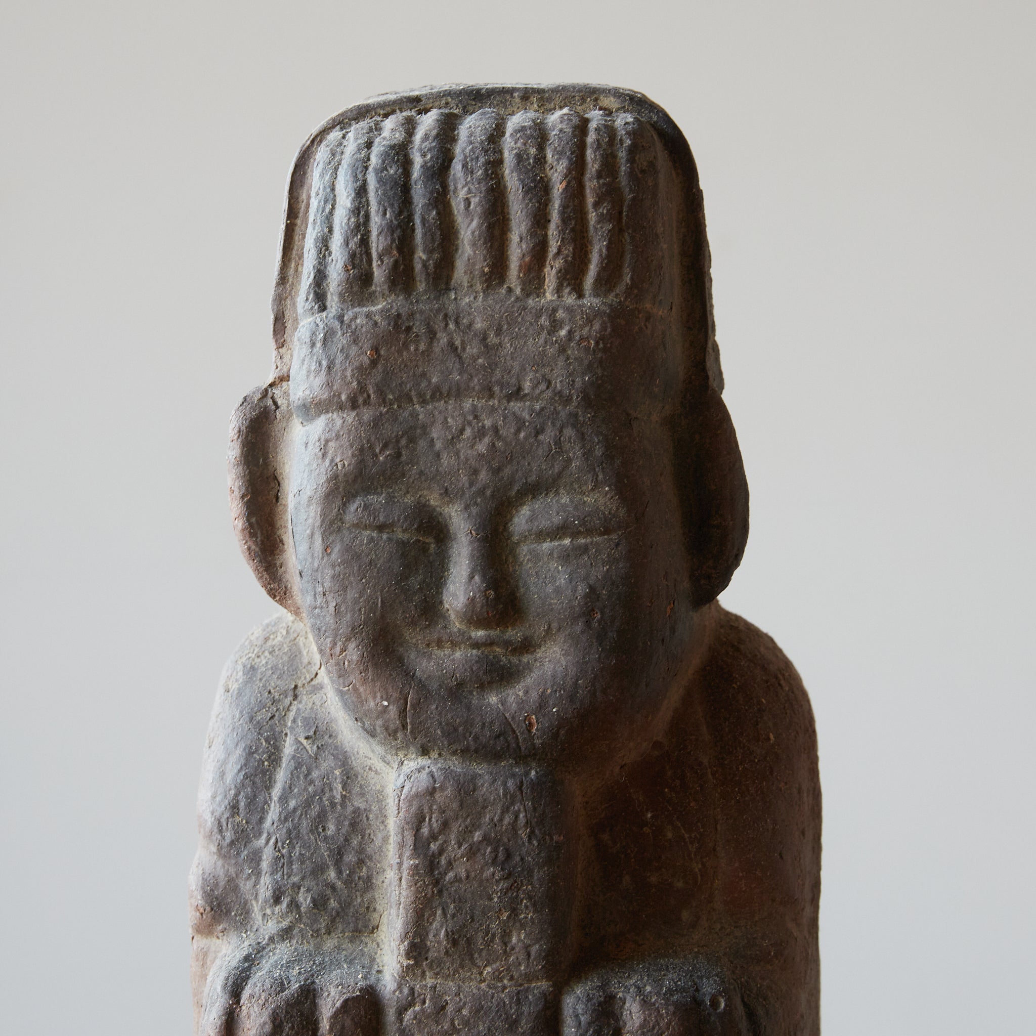 STATUE OF A LITERATUS, Sue-type Earthenware
