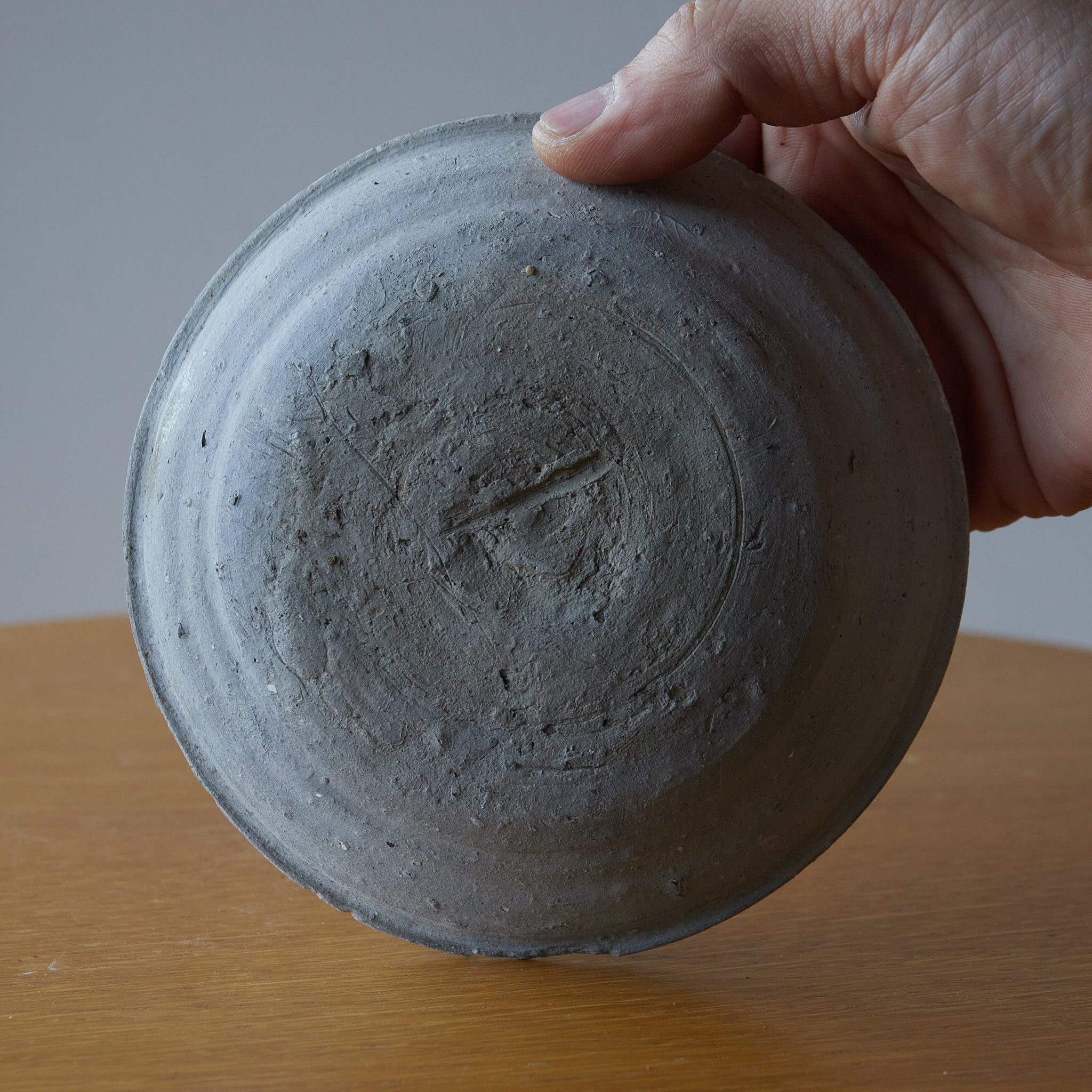CUERPO DE TAZA / FLORERO, Cerámica Sue, Mitate(florero), Período Kofun(250–581 d. C.)