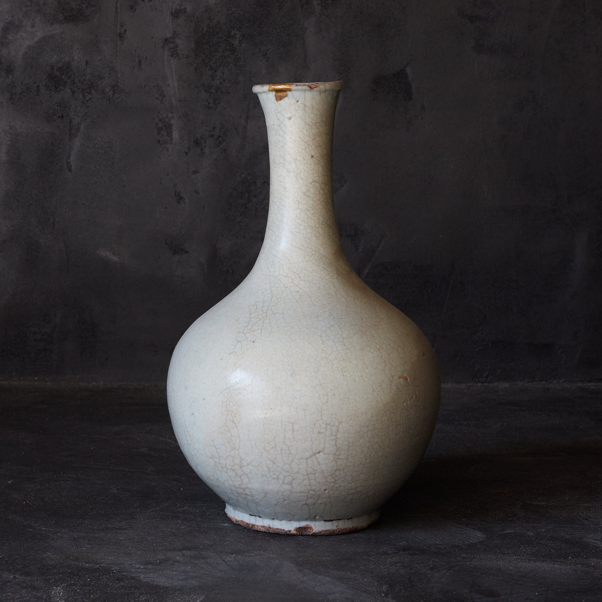 TURNIP-SHAPED BOTTLE, Amamori, white porcelain, Joseon Dynasty(1392–1897CE)