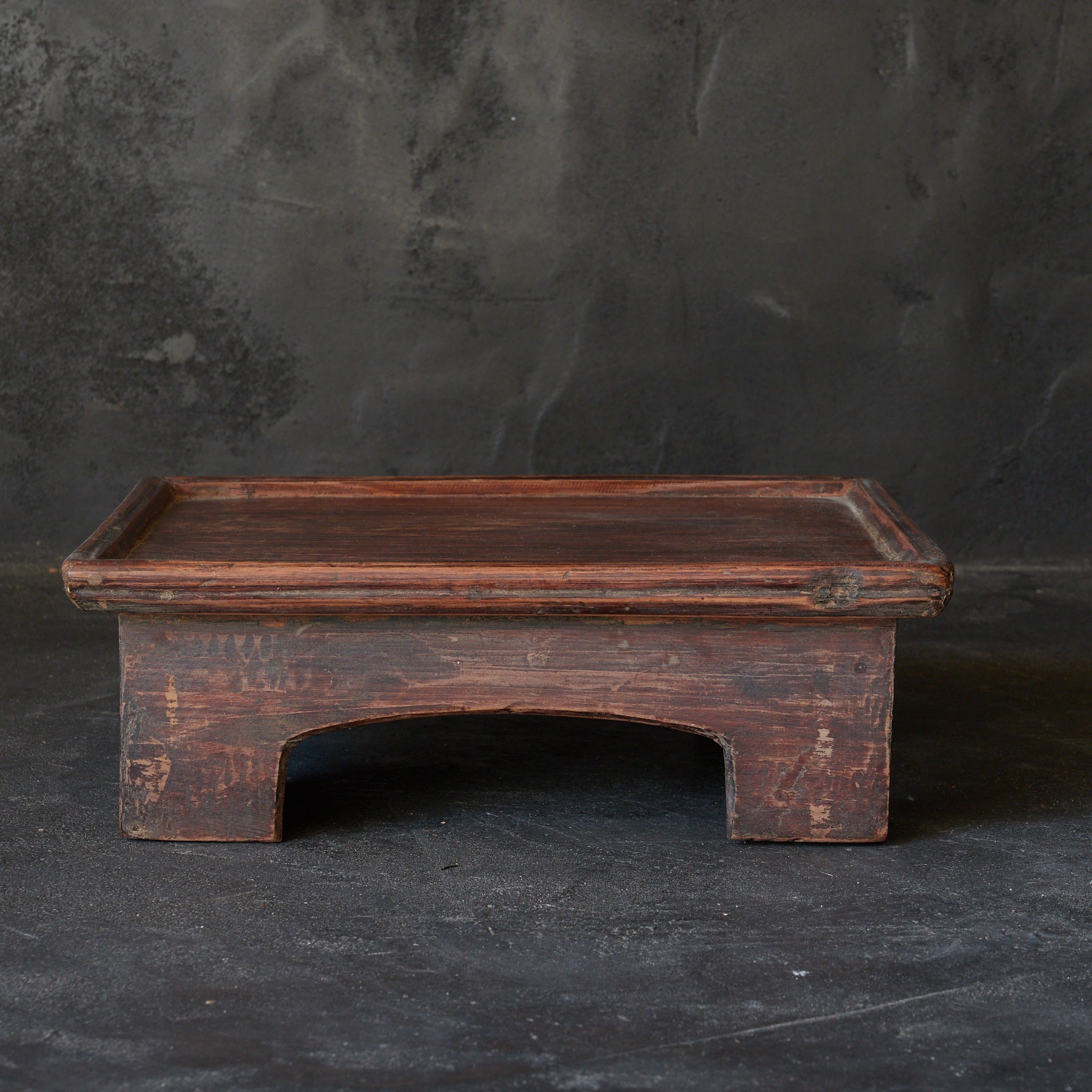 SOPORTE PARA OFRENDAS DE MADERA, b, Dinastía Joseon(1392–1897 d. C.)