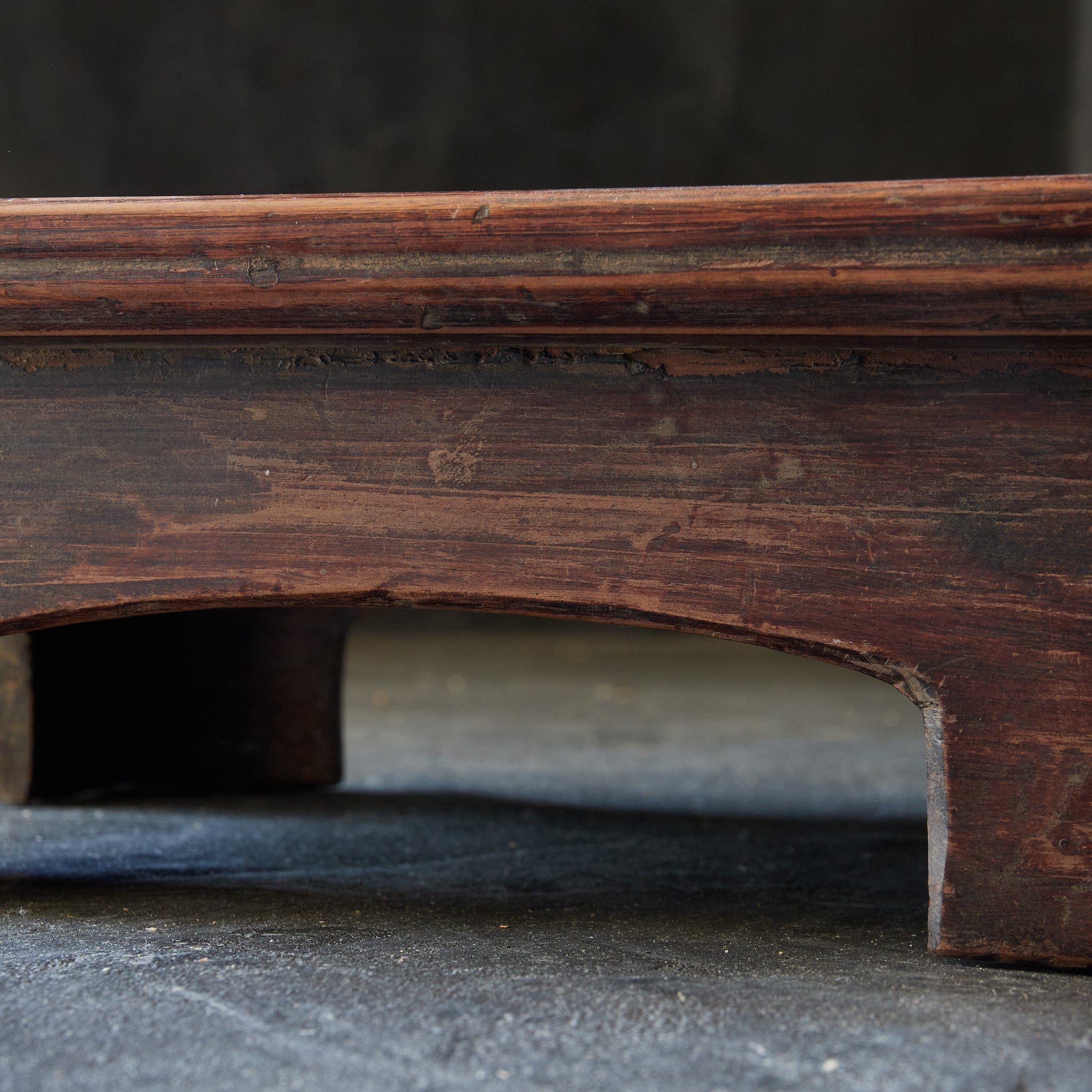 SOPORTE PARA OFRENDAS DE MADERA, b, Dinastía Joseon(1392–1897 d. C.)