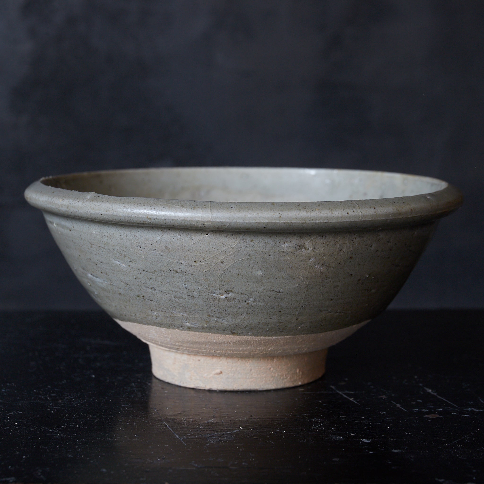 BOL À THÉ, four Longquan, céladon, Dynastie Song–Yuan(960–1368 apr. J.-C.)