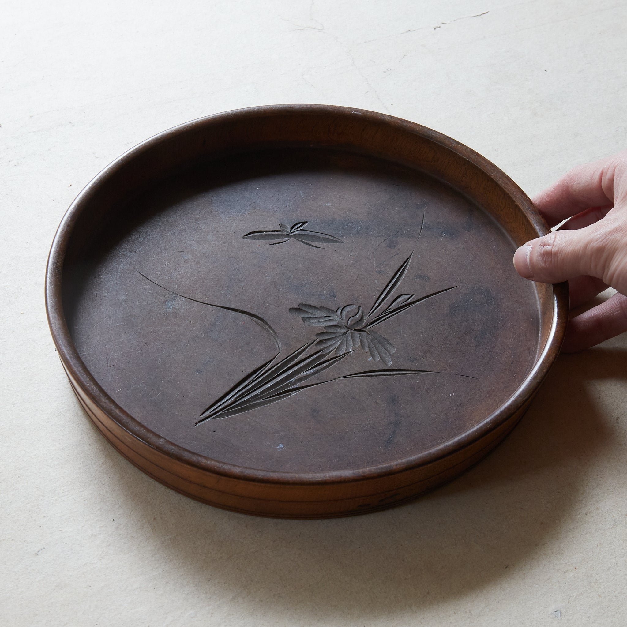 ROUND TEA TRAY, With butterfly and flower design, Meiji Period(1868–1912CE)