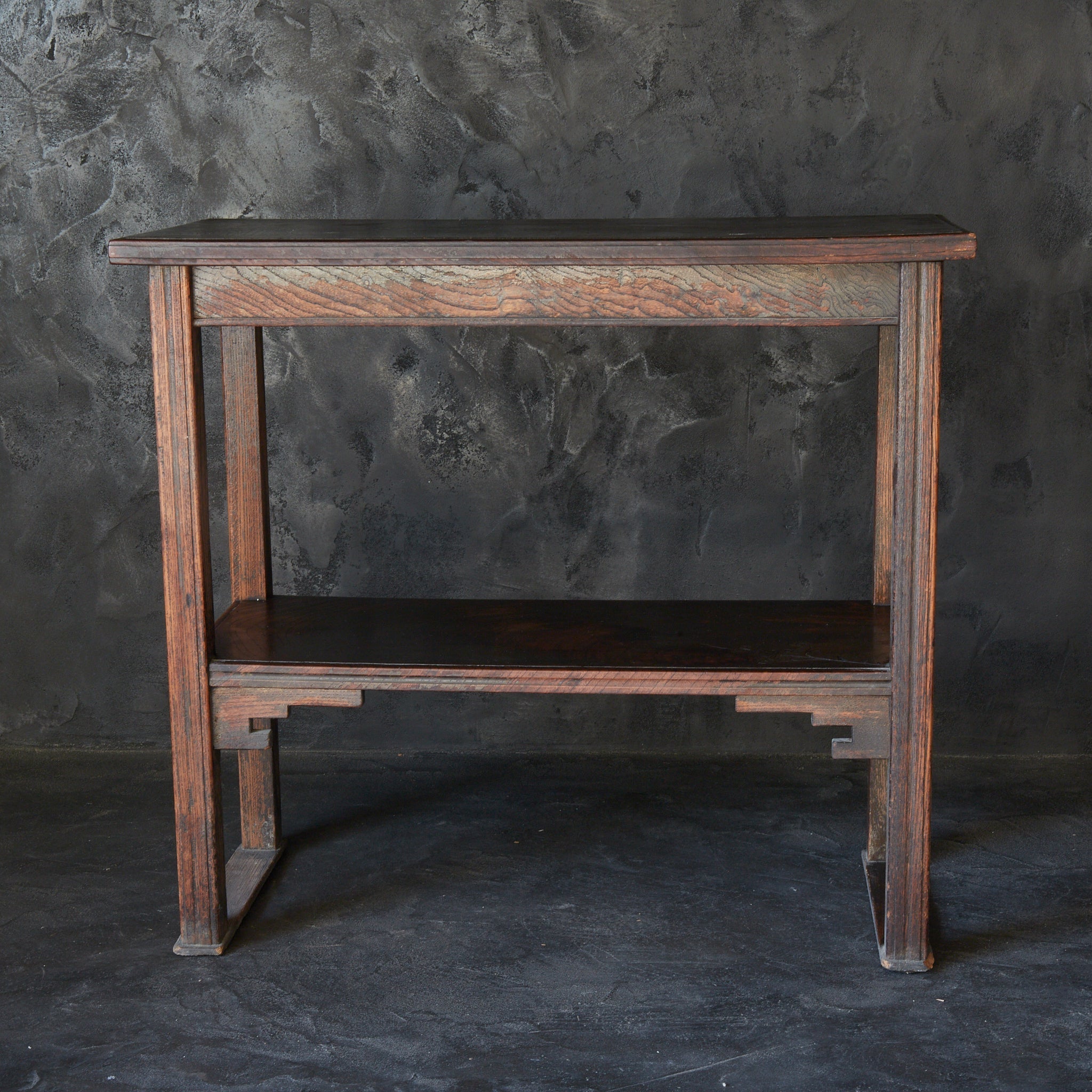 PRECIOUS WOOD DISPLAY CABINET, Qing Dynasty(1616–1911CE)