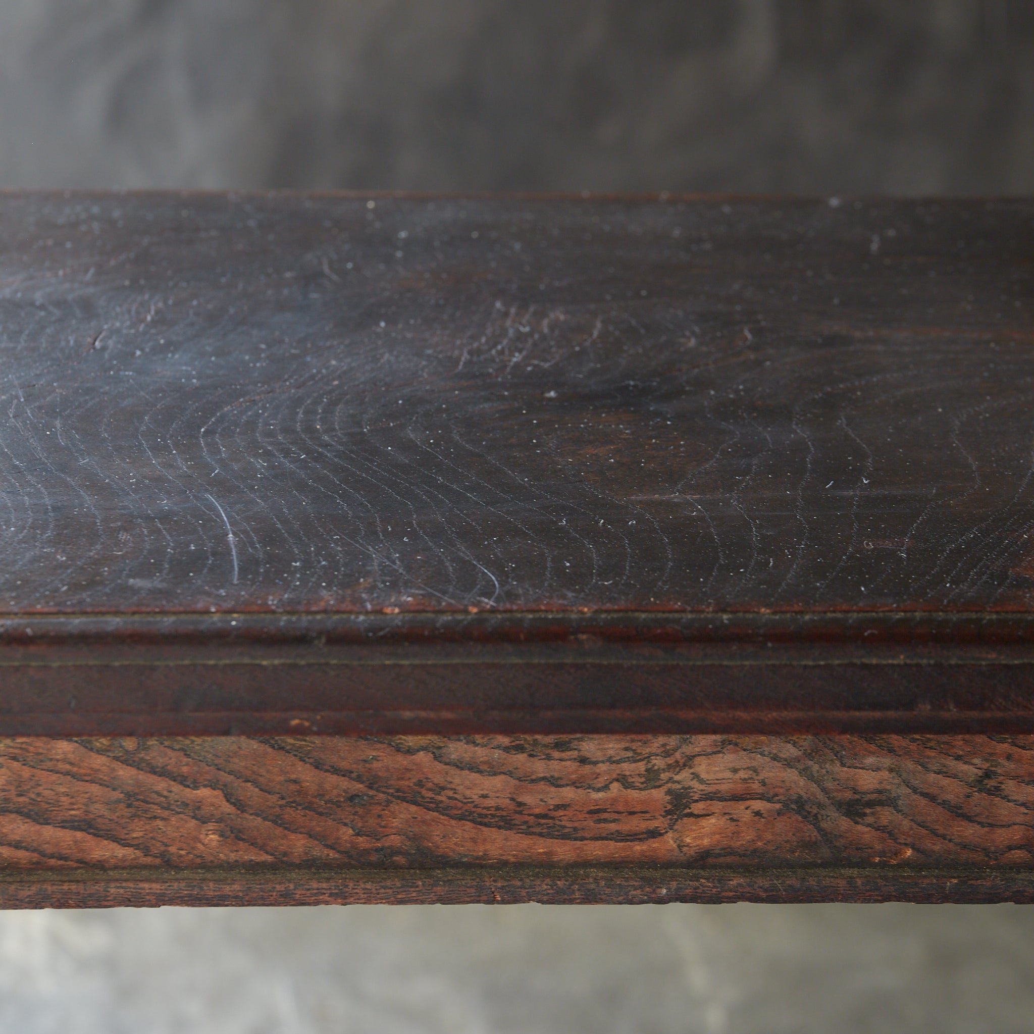 PRECIOUS WOOD DISPLAY CABINET, Qing Dynasty(1616–1911CE)
