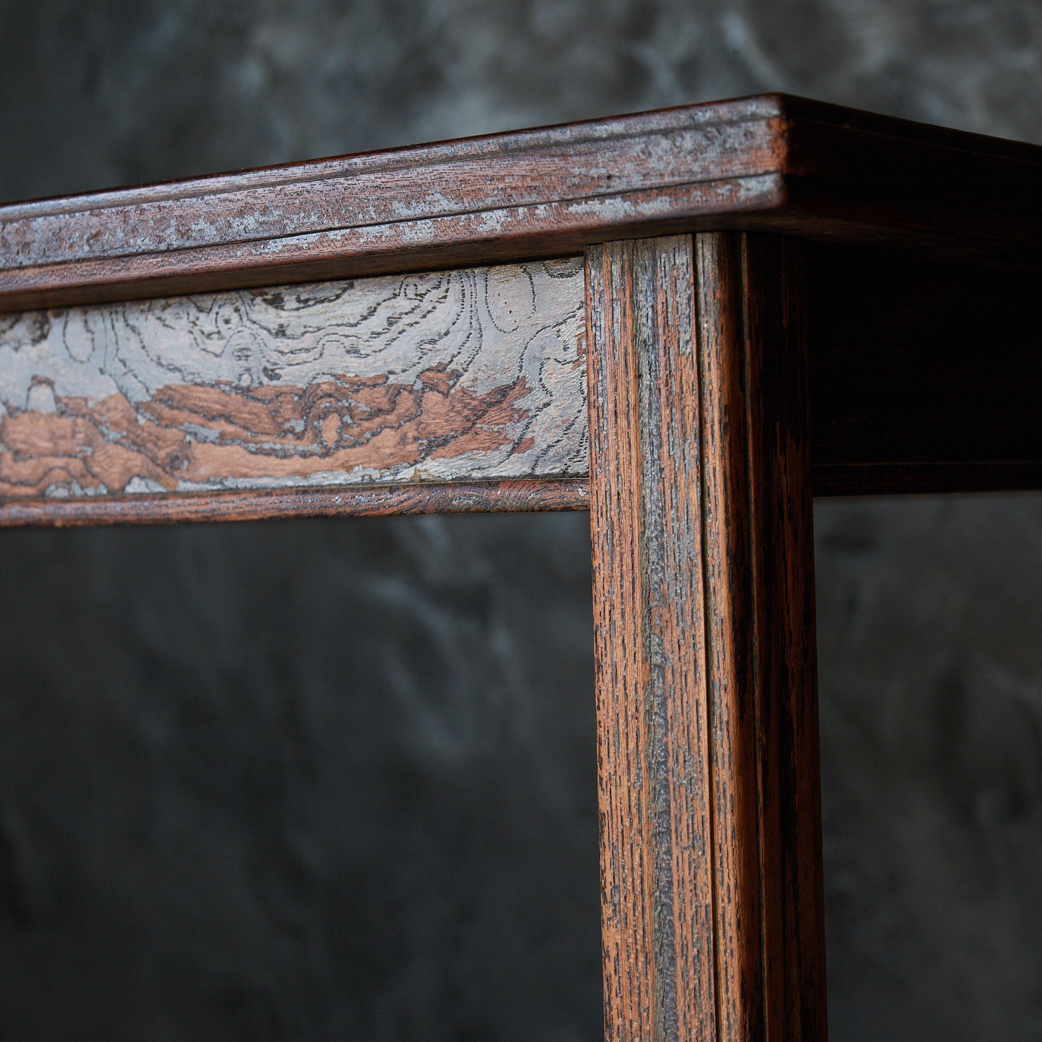 PRECIOUS WOOD DISPLAY CABINET, Qing Dynasty(1616–1911CE)