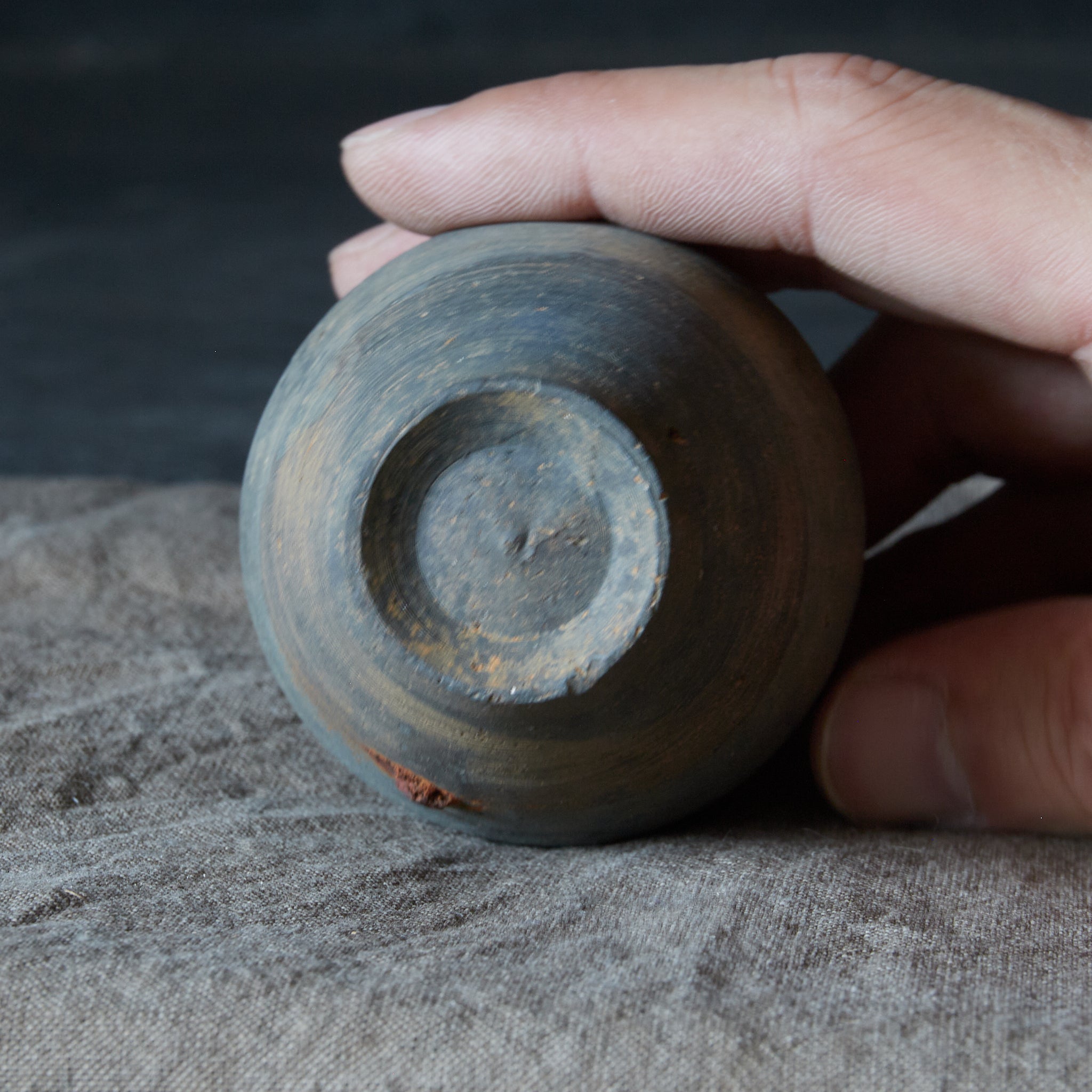 JARRA PEQUEÑA, Loza de barro gris, Mitate(lata de té), Dinastía Song(960–1279 d. C.)