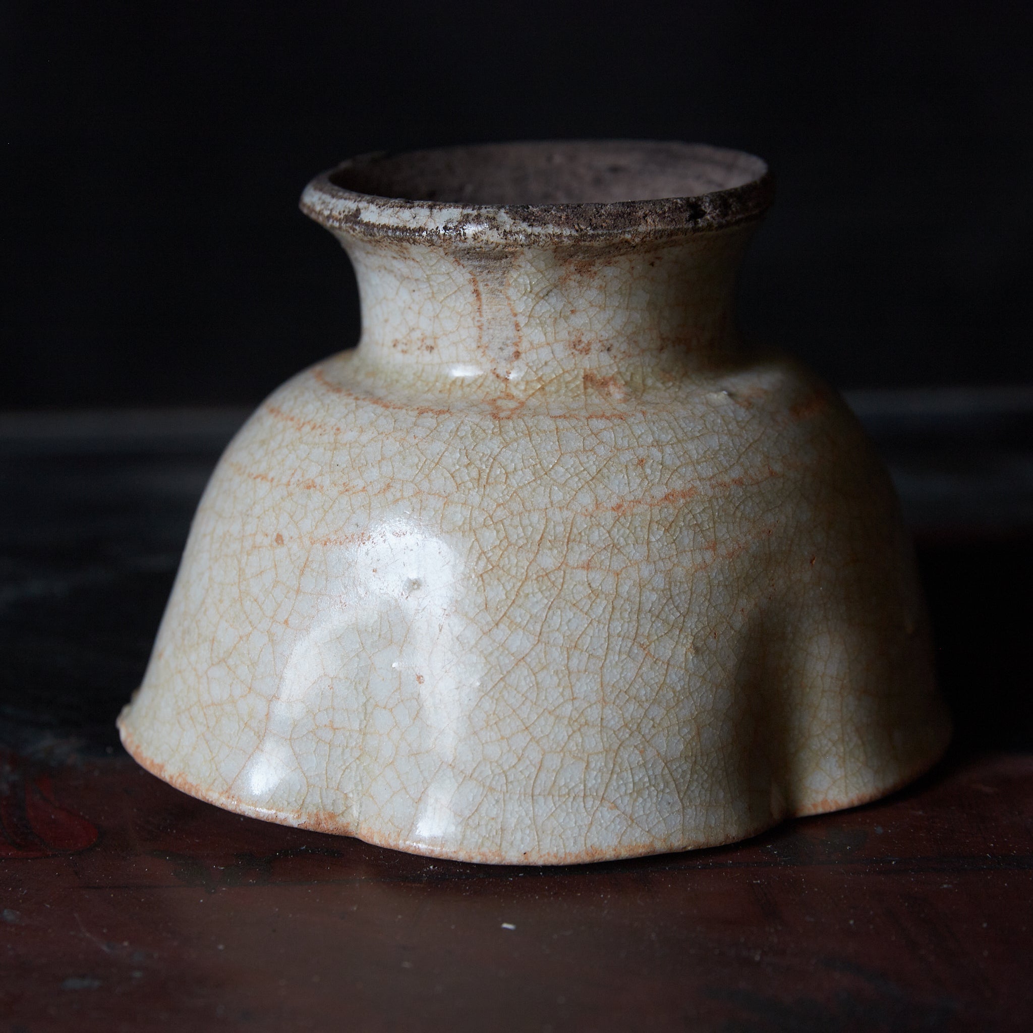 FOLIATED CUP, Hutian Ware / yingqing, pale celadon, Song Dynasty(960–1279CE)