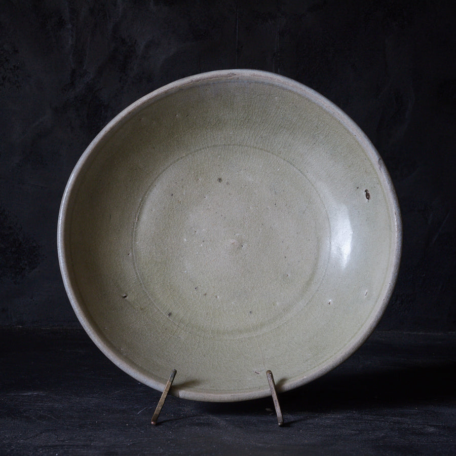明代 龍泉窯大皿(1368–1644CE)
