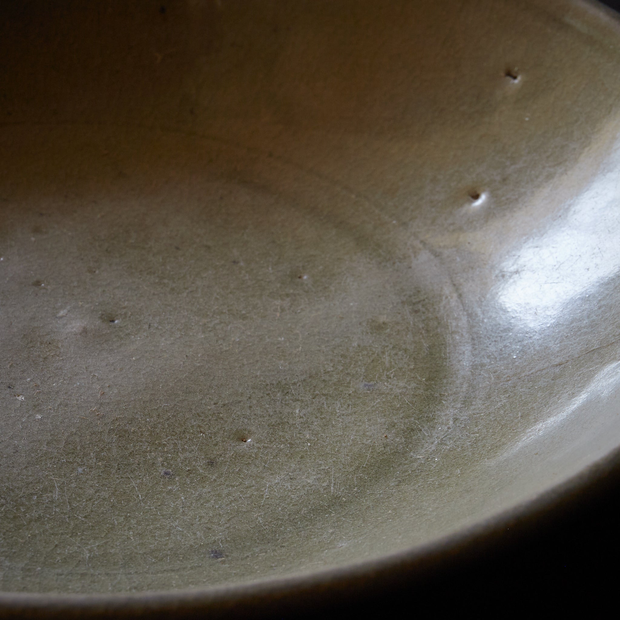 PLATO GRANDE, horno Longquan, Dinastía Ming(1368–1644 d. C.)