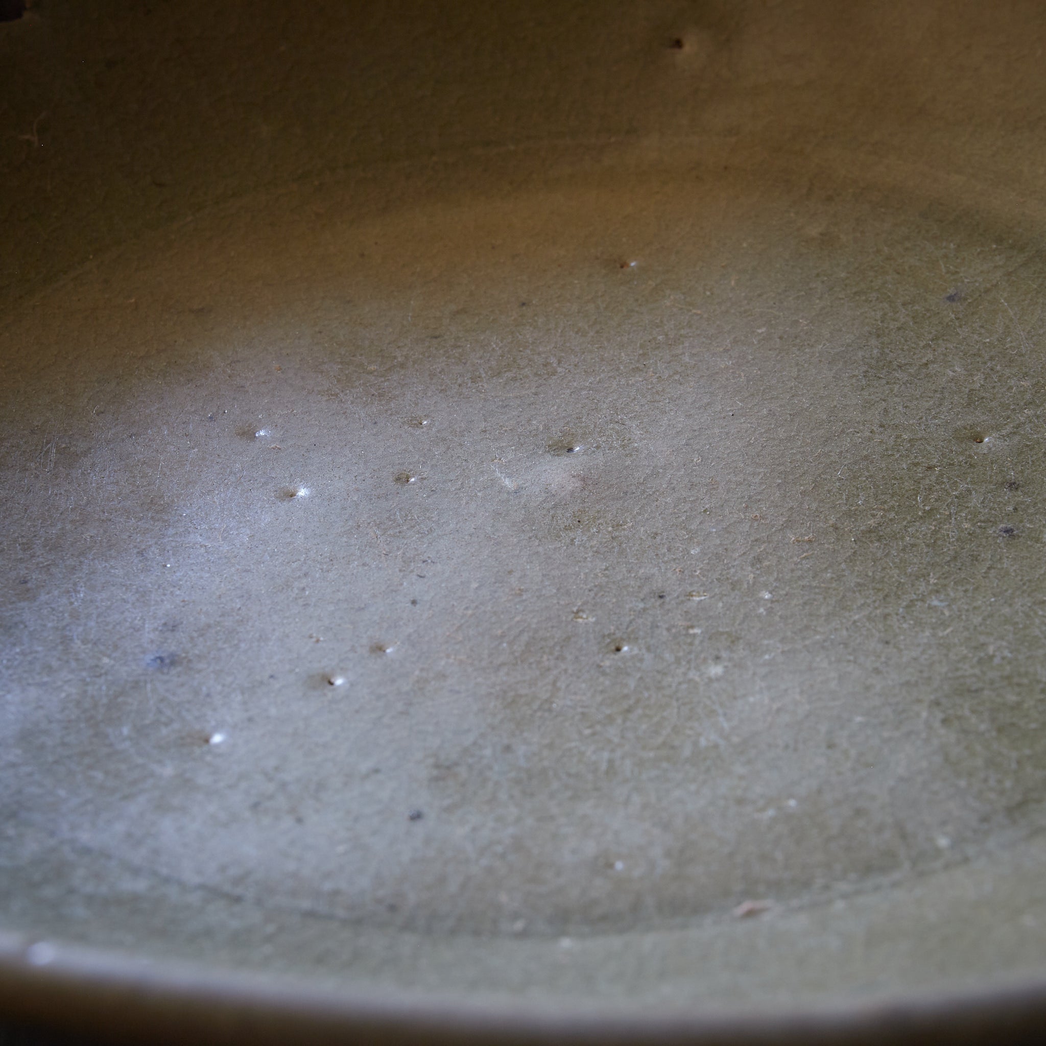 PLATO GRANDE, horno Longquan, Dinastía Ming(1368–1644 d. C.)