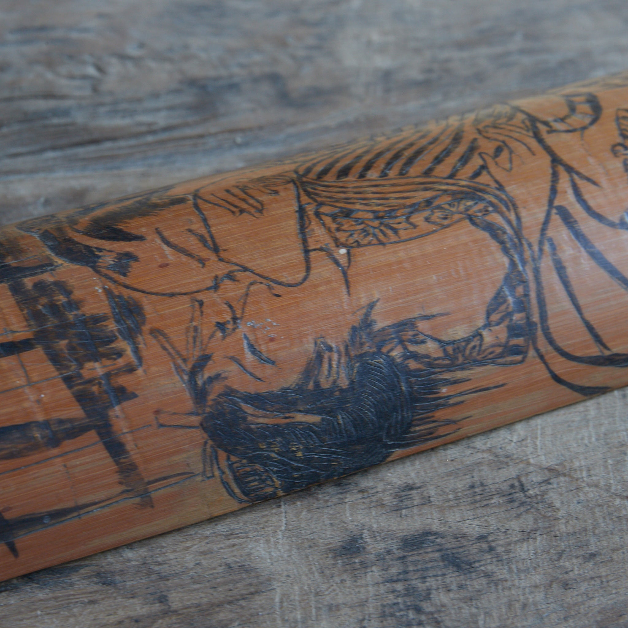 CUCHARA PARA TÉ, Pintada a la tinta con diseño shunga(arte erótico), Período Meiji–Taisho(1868–1926 d. C.)