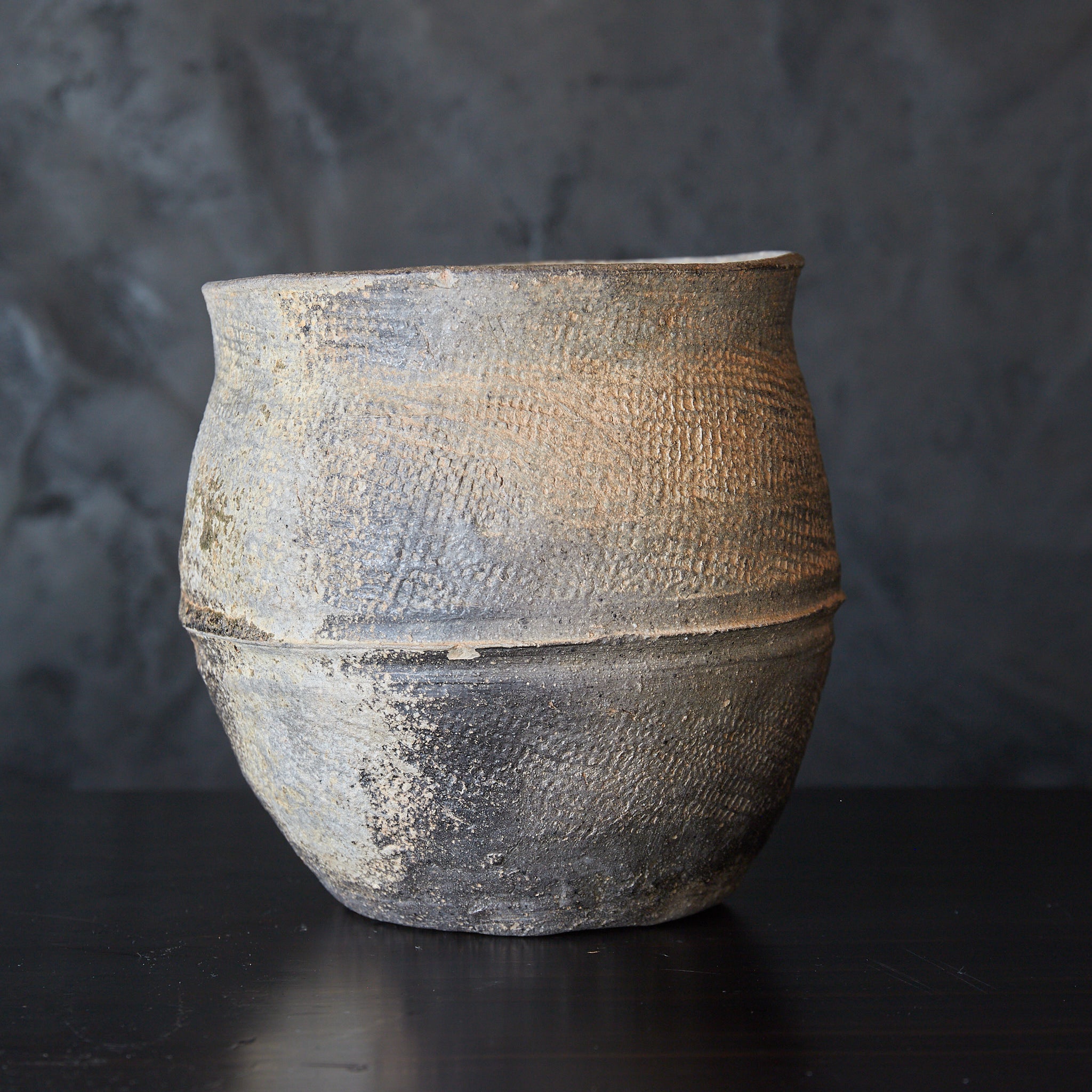 春秋戦国–漢代 布目文硬陶腰壺 みたて水指 木箱付(770BCE–220CE)