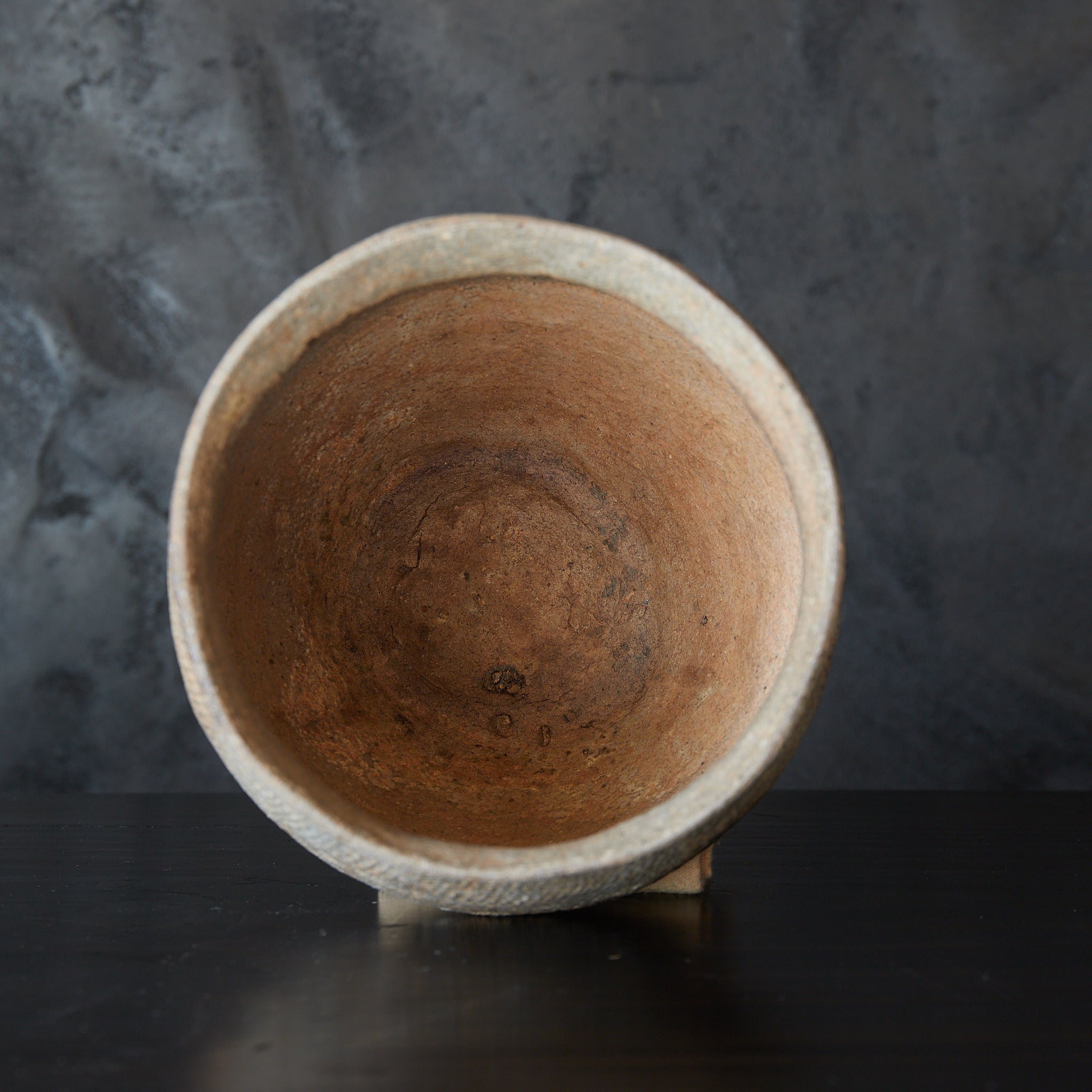 春秋戦国–漢代 布目文硬陶腰壺 みたて水指 木箱付(770BCE–220CE)