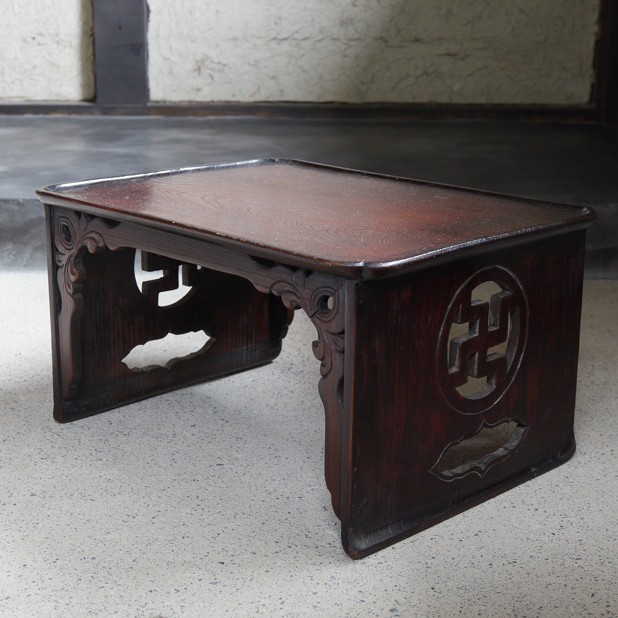 HAEJU-BAN, Calado con diseño de esvástica, Dinastía Joseon(1392–1897 d. C.)