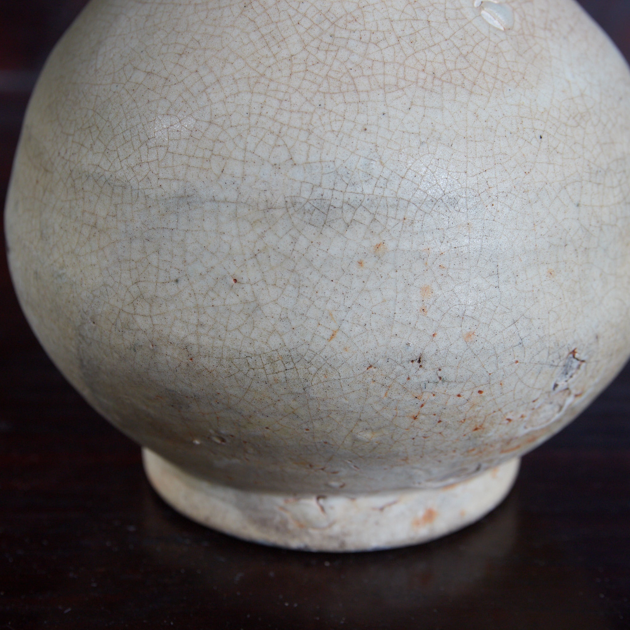 ENGOBIERTE FLASCHE / TOKKURI, Buncheong-Ware, Joseon-Dynastie(1392–1897 n. Chr.)