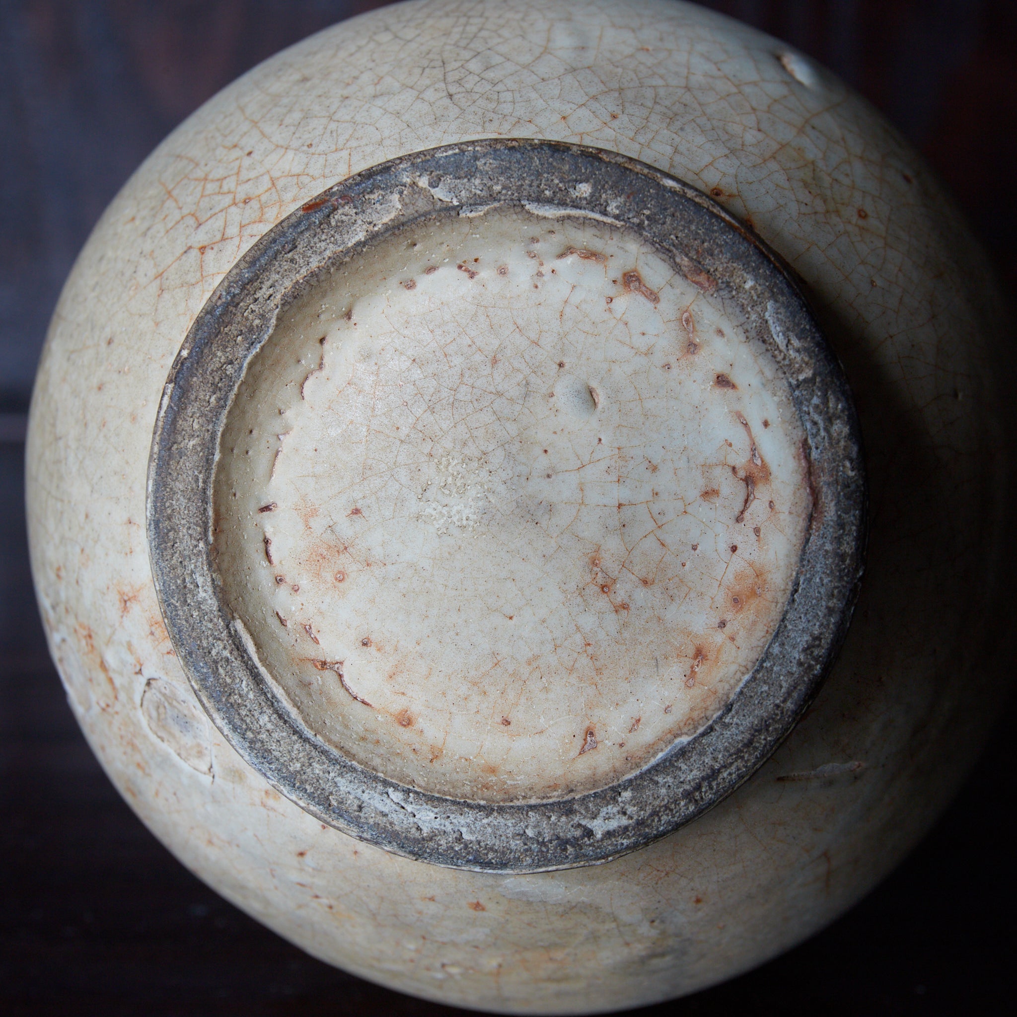 ENGOBIERTE FLASCHE / TOKKURI, Buncheong-Ware, Joseon-Dynastie(1392–1897 n. Chr.)