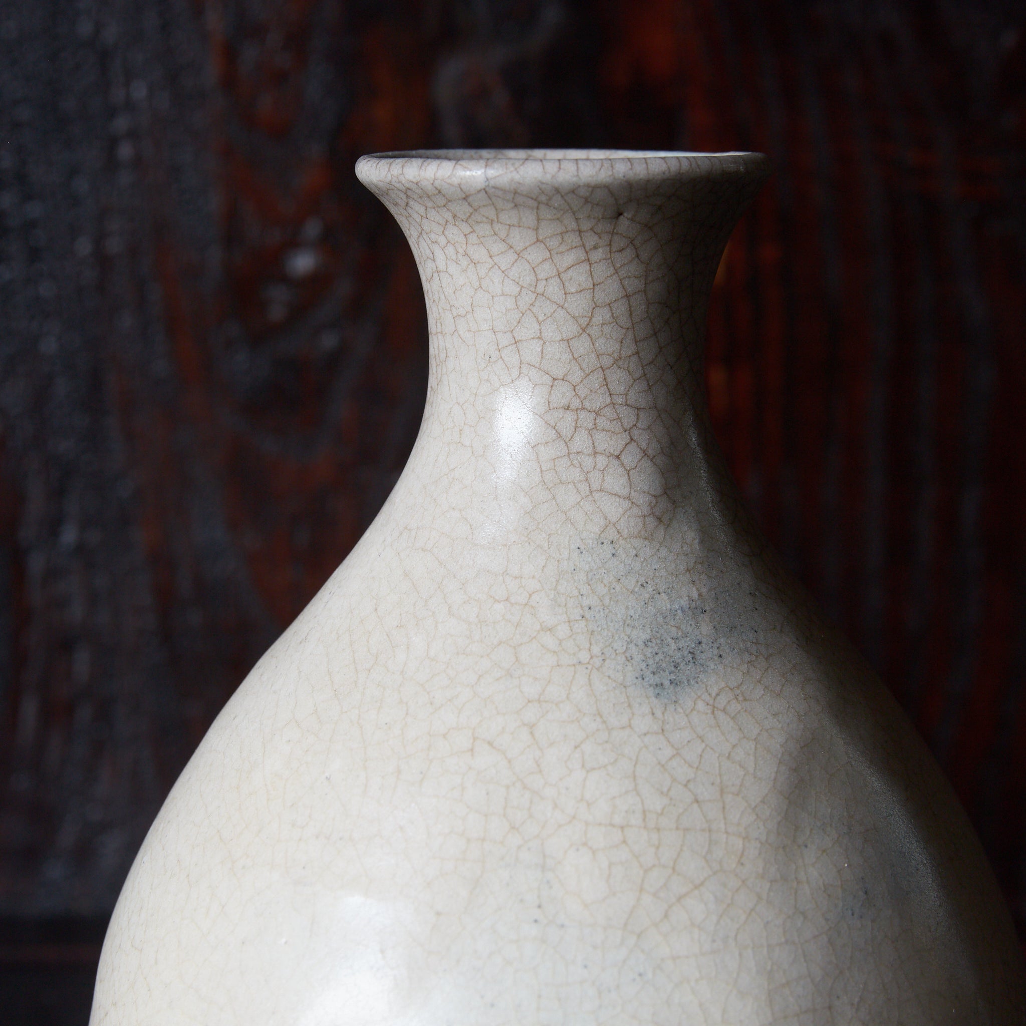 ENGOBIERTE FLASCHE / TOKKURI, Buncheong-Ware, Joseon-Dynastie(1392–1897 n. Chr.)