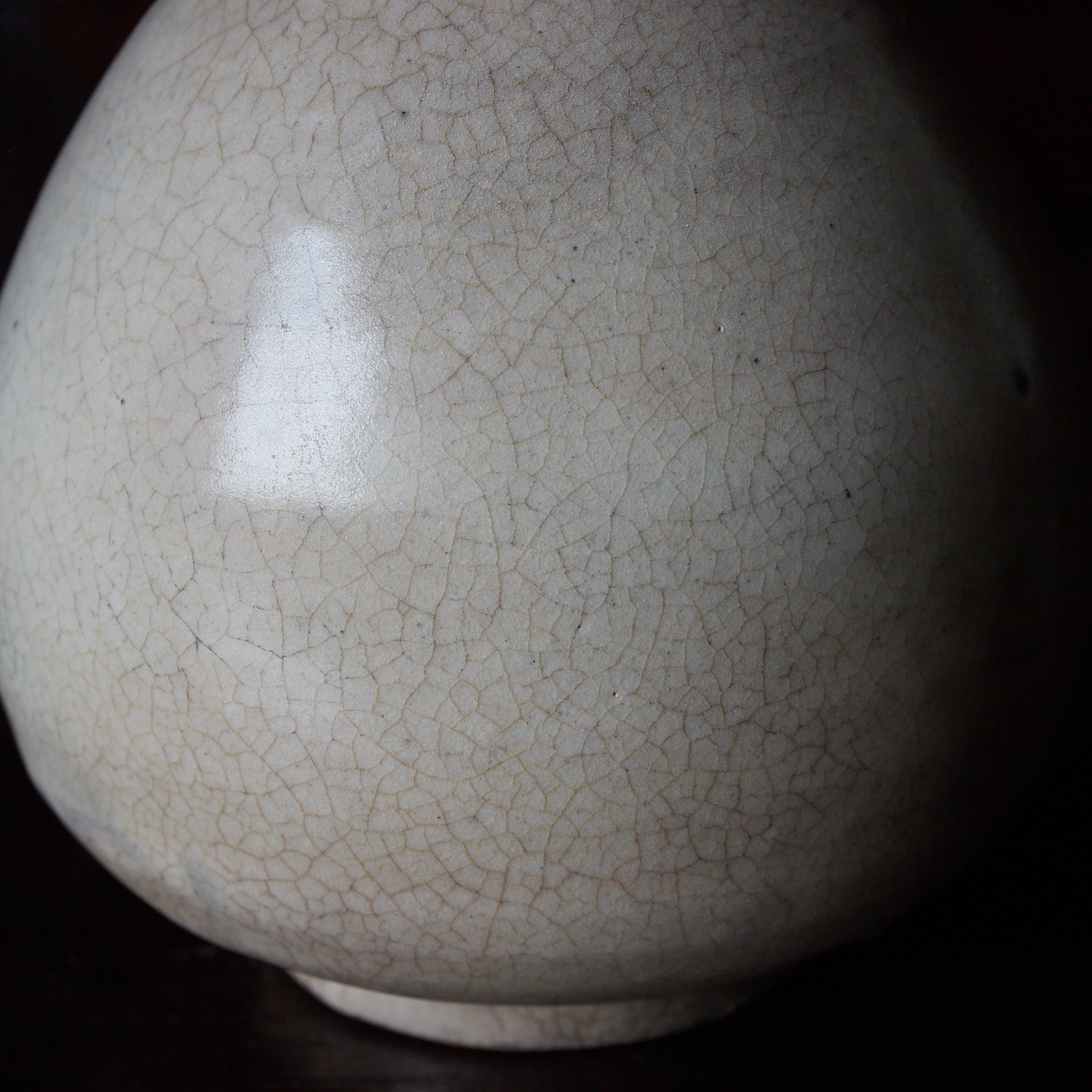 ENGOBIERTE FLASCHE / TOKKURI, Buncheong-Ware, Joseon-Dynastie(1392–1897 n. Chr.)