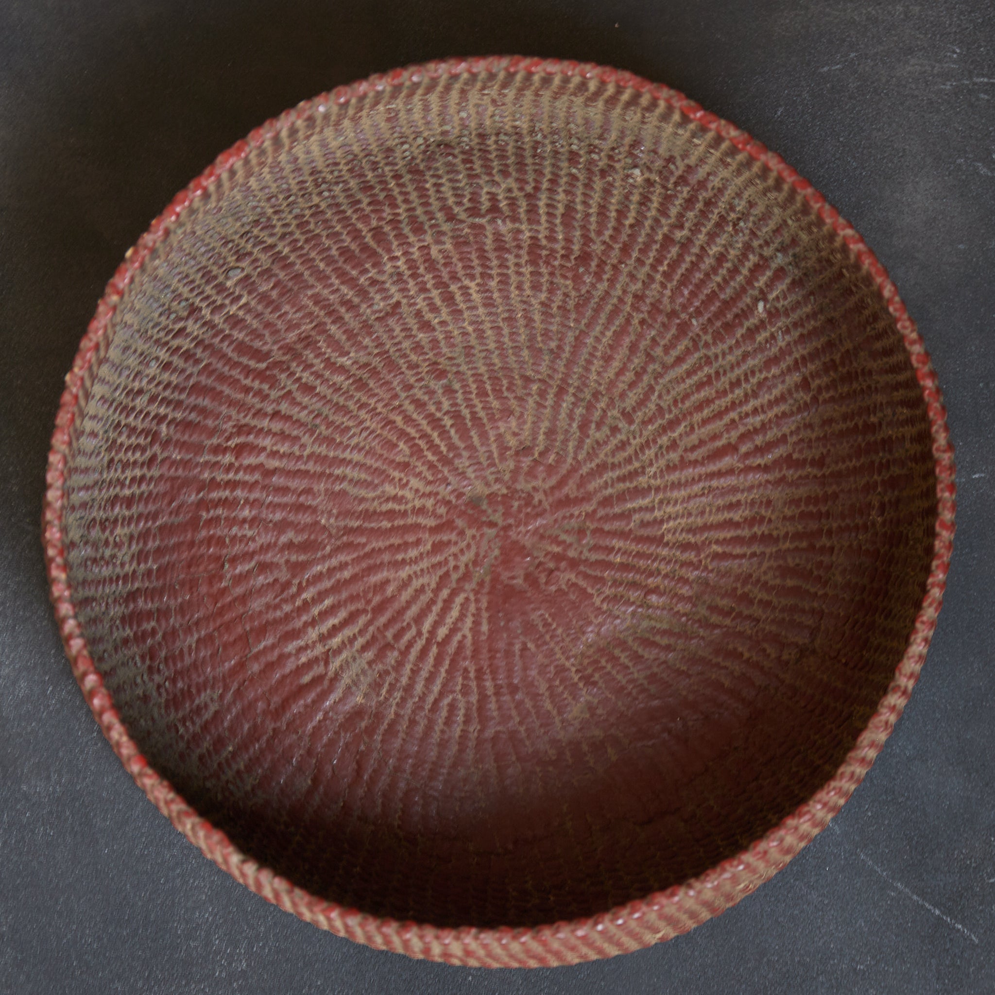 PAPEL TEJIDO BANDEJA LACADA, Con caja de madera, Dinastía Joseon(1392–1897 d. C.)