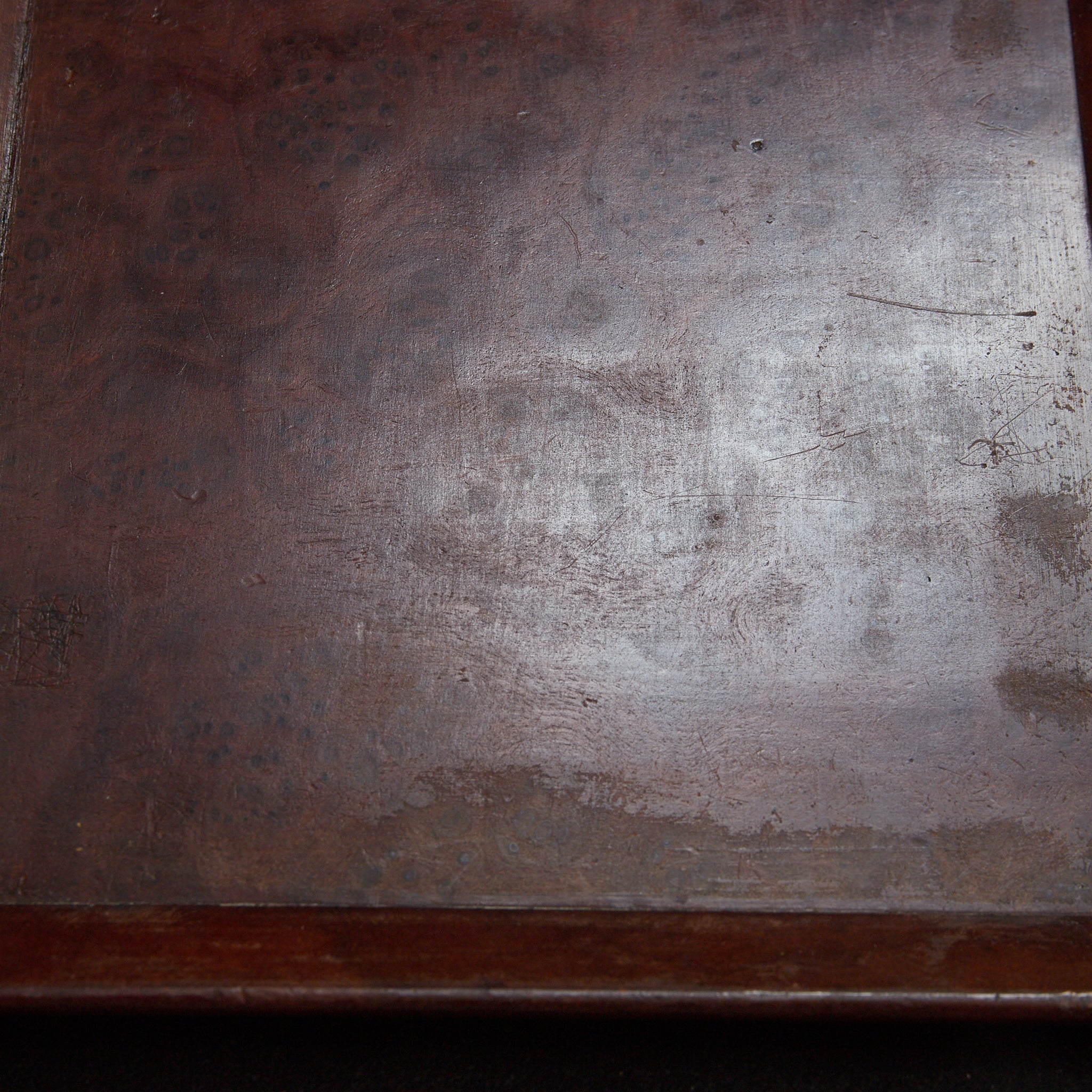 BANDEJA DE TÉ RECTANGULAR DE MADERA DE KARAKI CON VETA NUDOSA