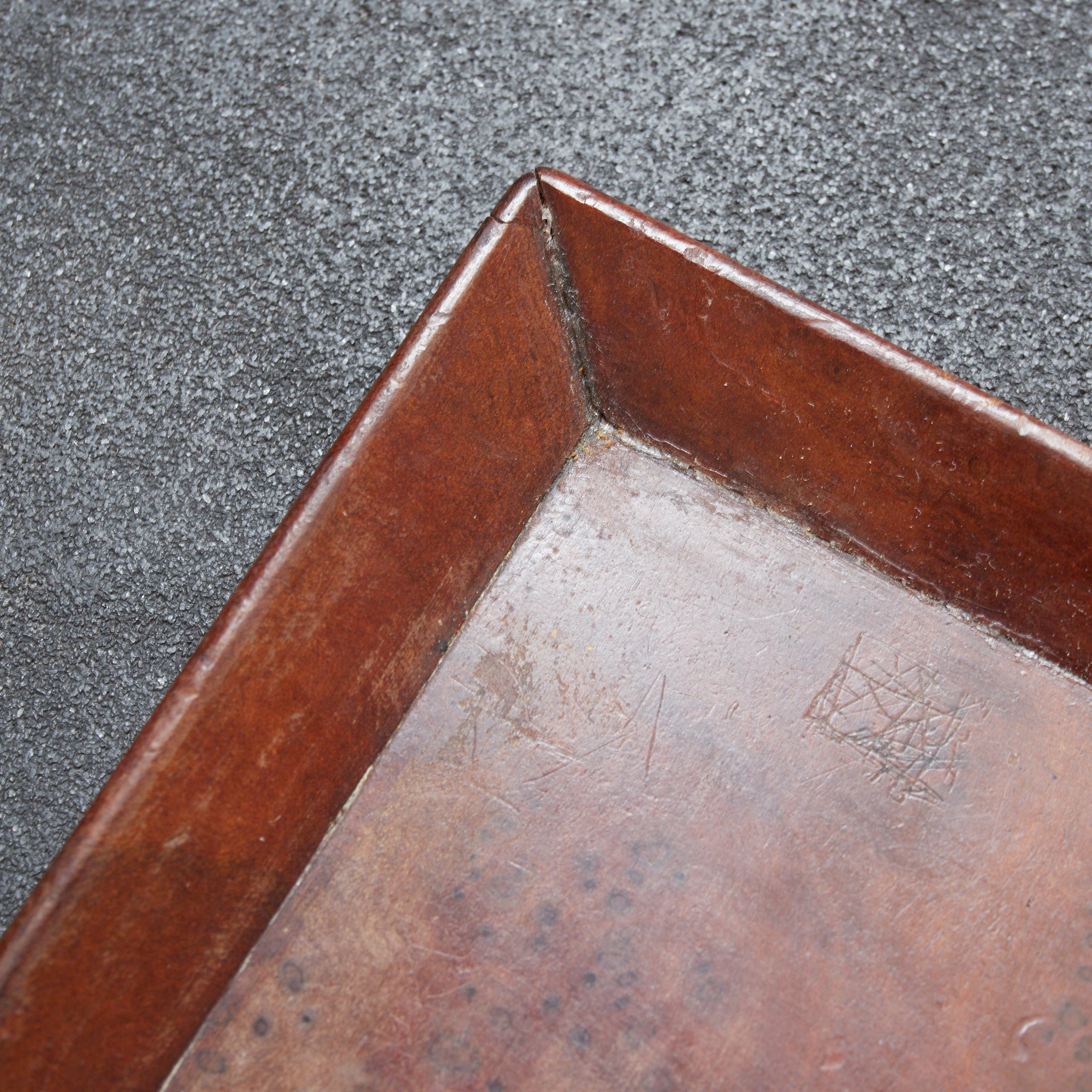 BANDEJA DE TÉ RECTANGULAR DE MADERA DE KARAKI CON VETA NUDOSA