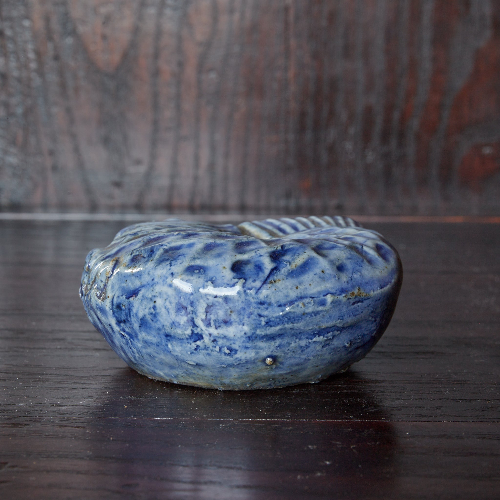 KOI-FÖRMIG WASSERTROPFER, Lapislazuli-glasiert, Joseon-Dynastie(1392–1897 n. Chr.)