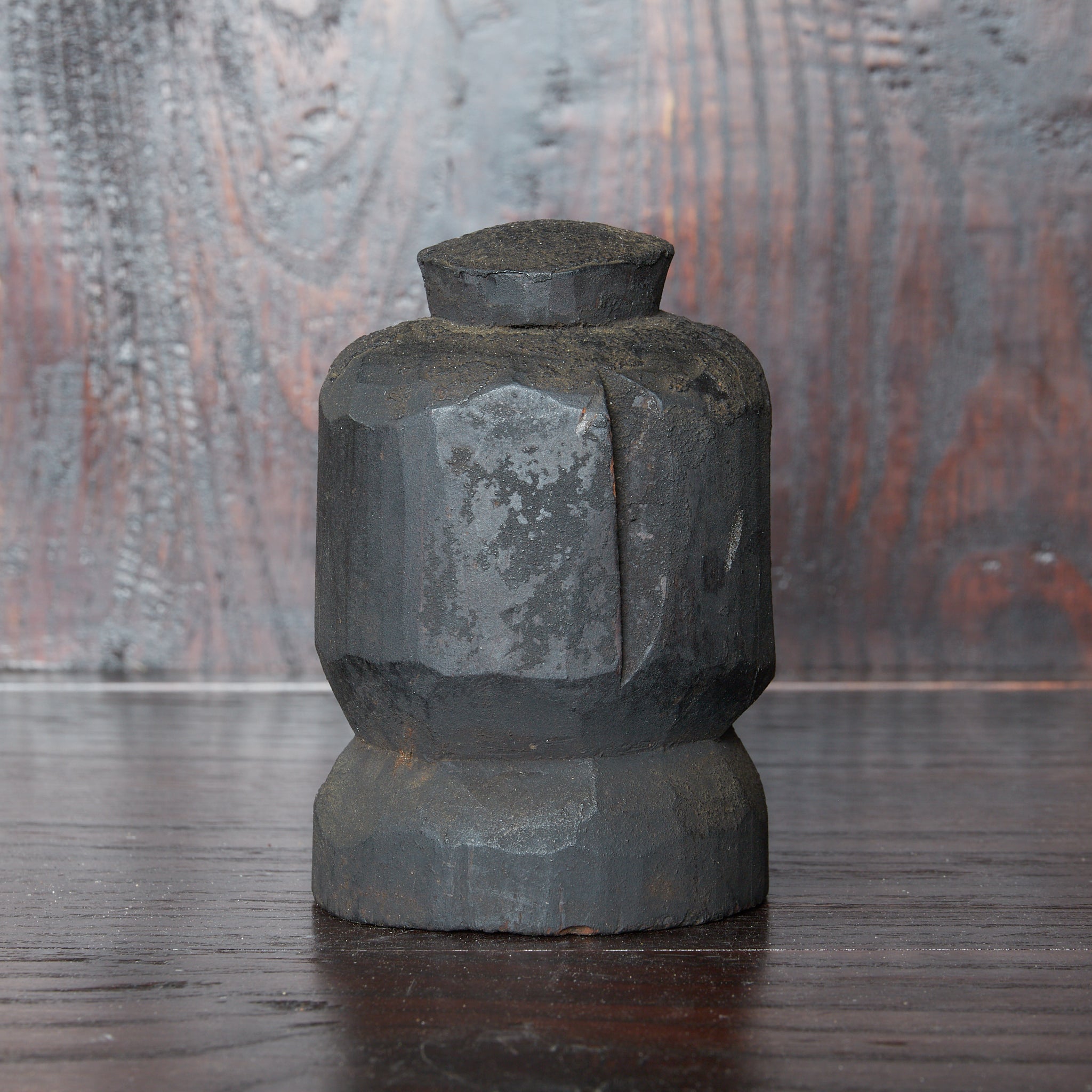 ESTATUA DE DAIKOKUTEN DE MADERA, Período Edo–Meiji(1603–1912 d. C.)